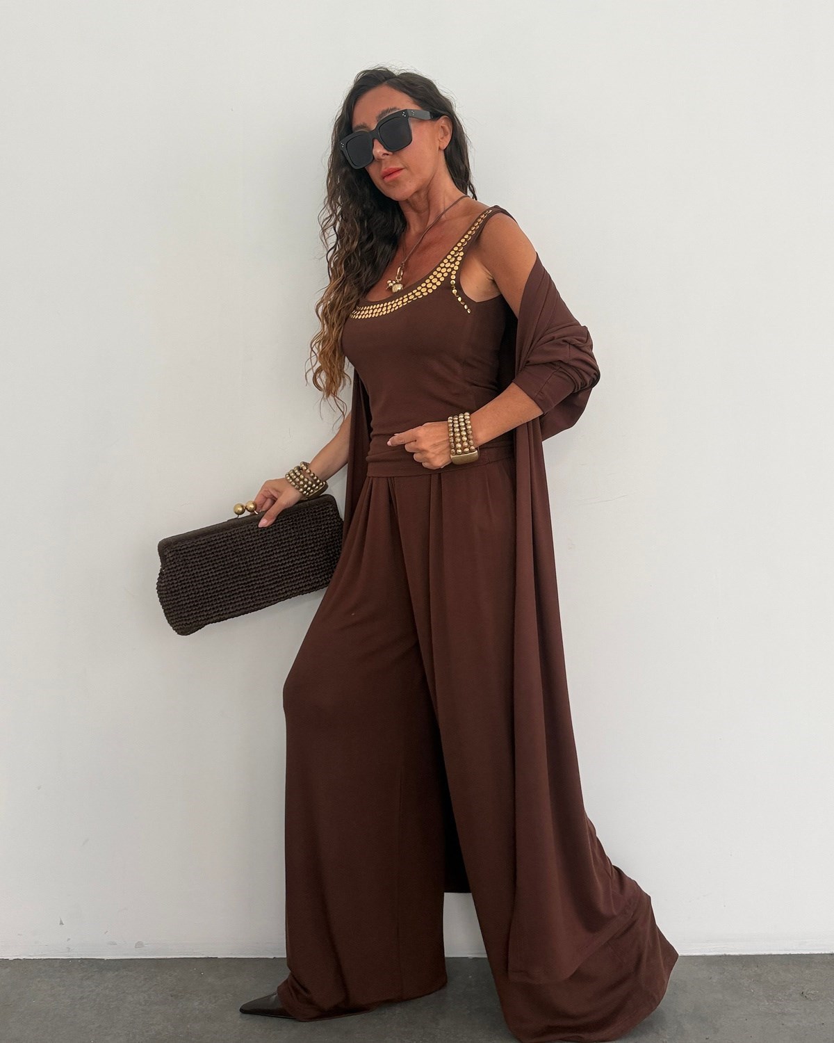Rona Zımbalı Atletli Pantolonlu Üçlü Takım Kahve