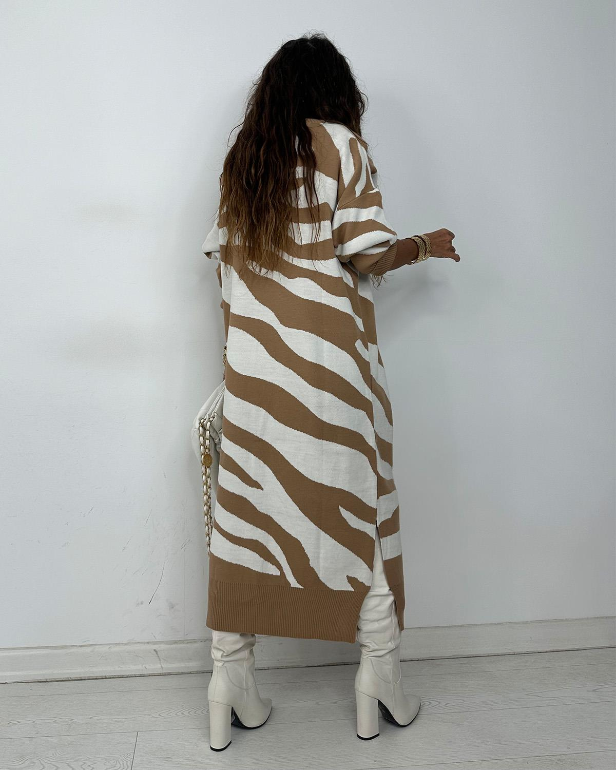 Zebra Triko Elbise Bej Beyaz