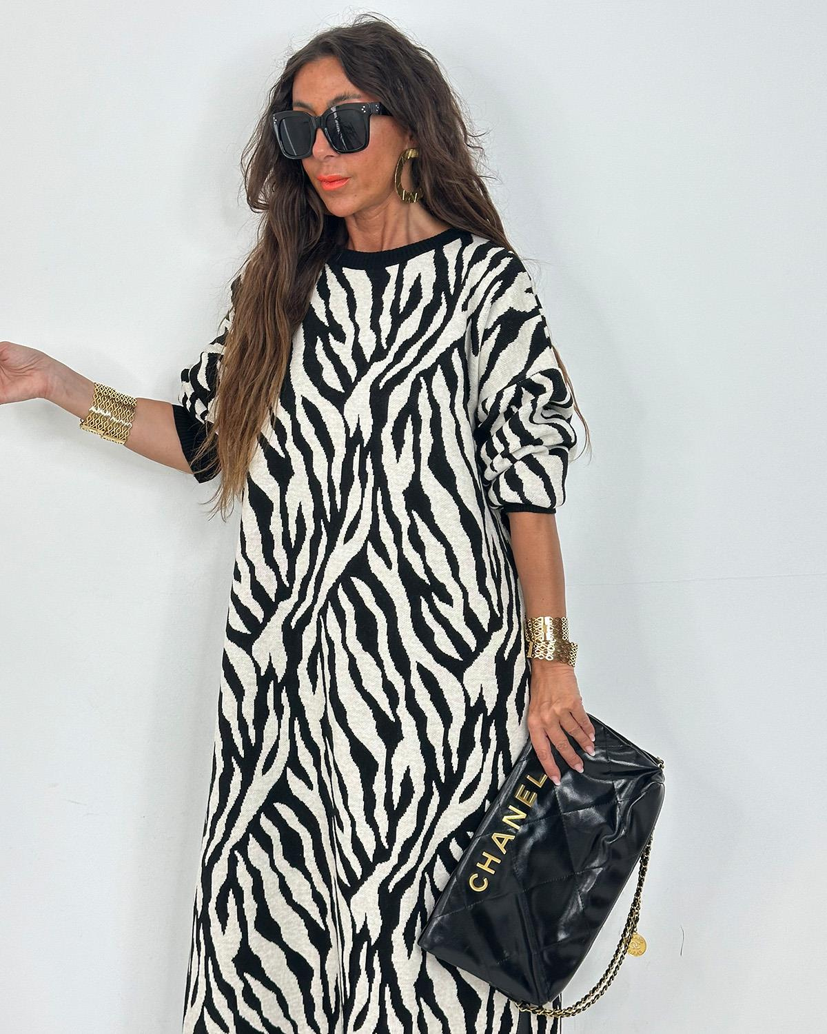 Zebra Triko Elbise Siyah Beyaz