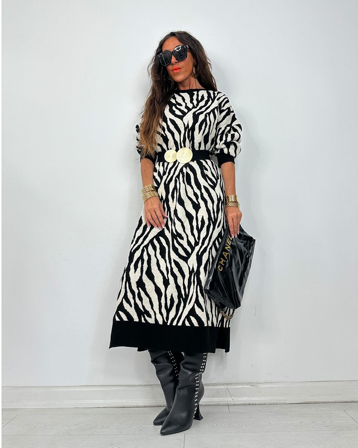 Zebra Triko Elbise Siyah Beyaz