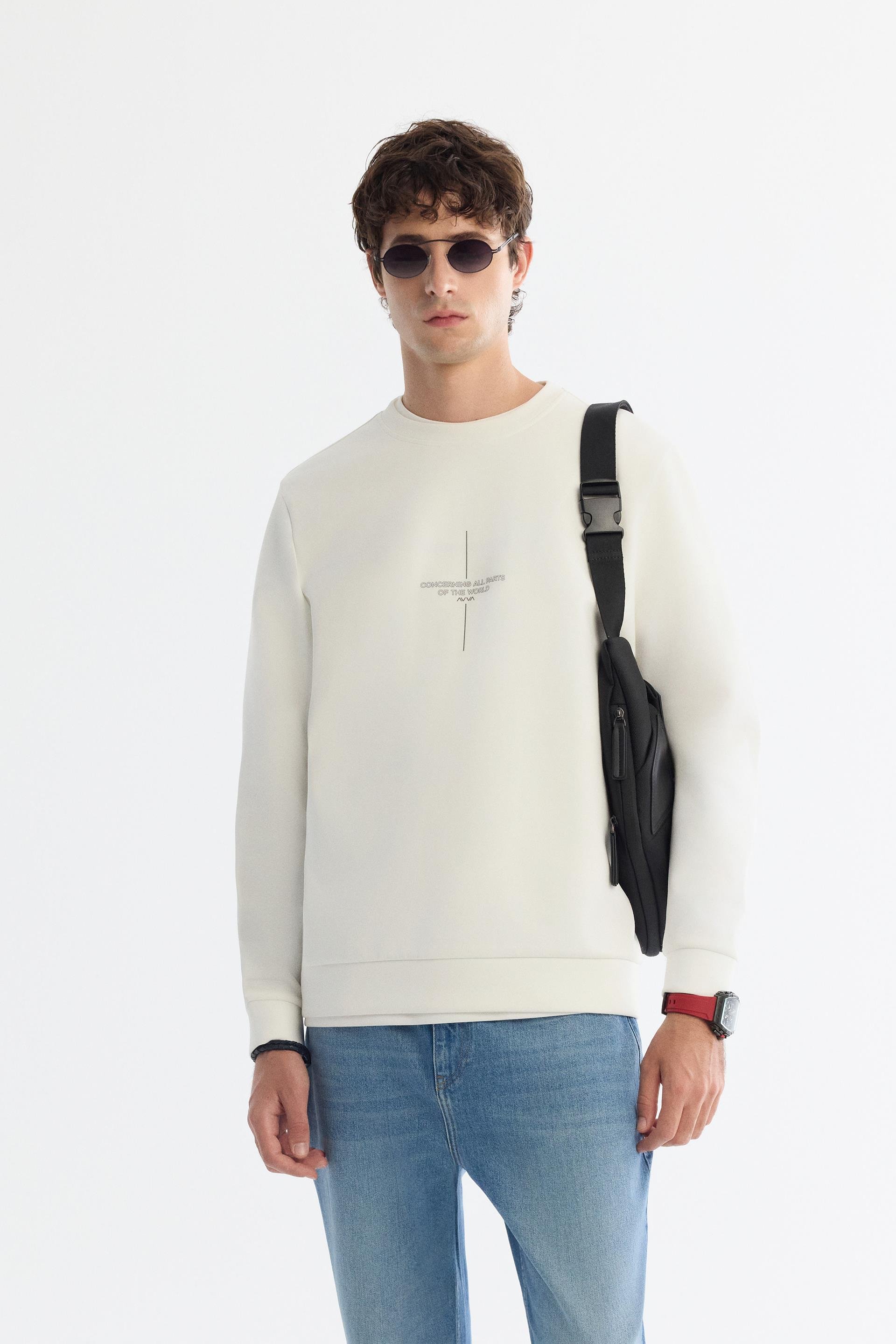 Ekru Bisiklet Yaka Pamuklu Baskılı Sweatshirt