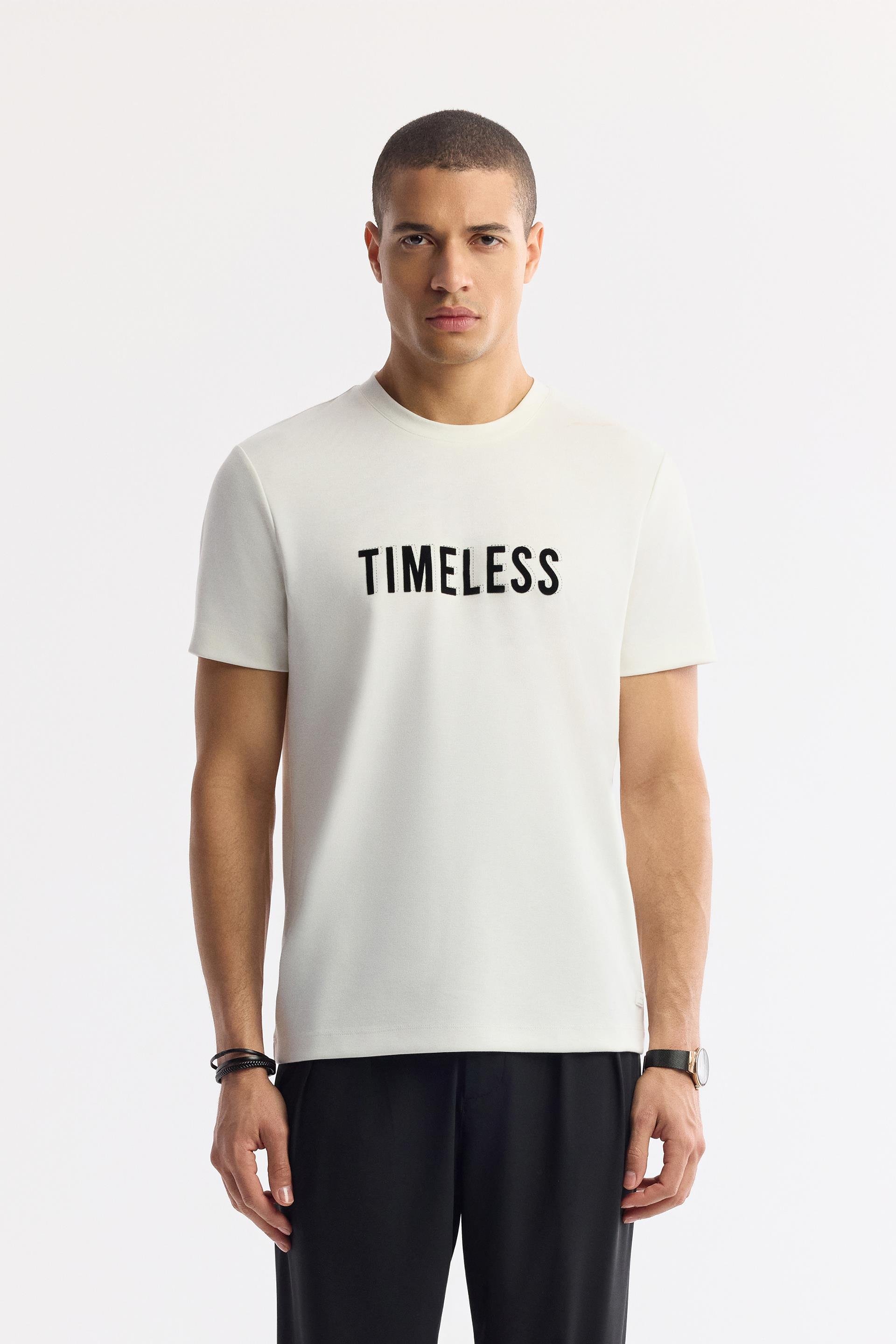 Ekru Bisiklet Yaka Slogan Baskılı İnterlok T-Shirt