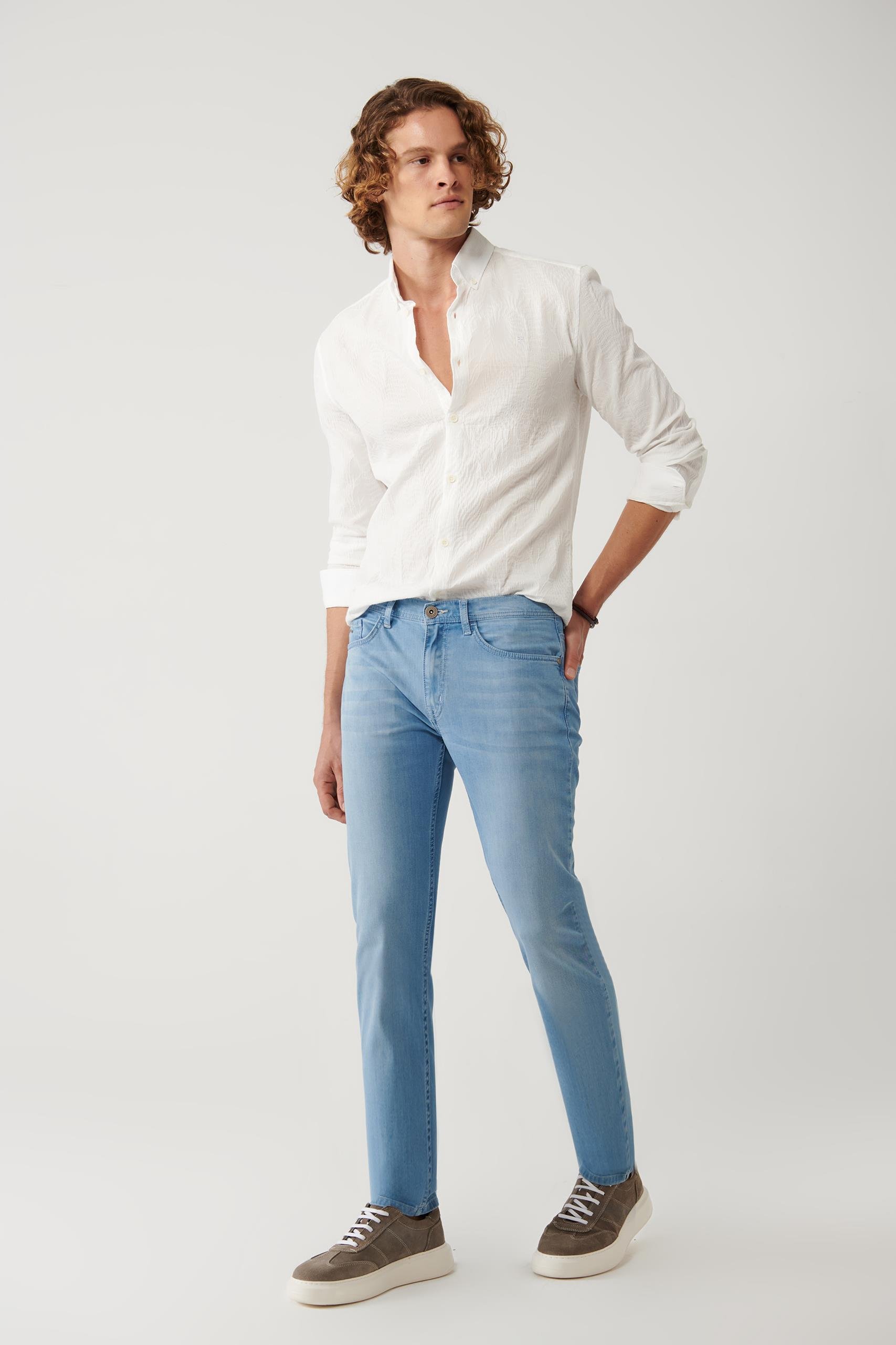 Mavi Bıyık Eskitme Yıkamalı İnce Denim