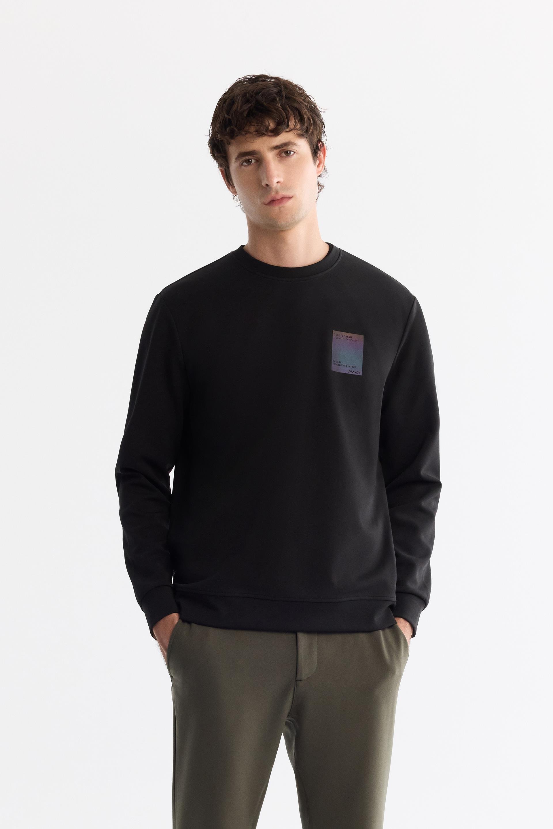 Siyah Bisiklet Yaka Pamuklu Baskılı Sweatshirt