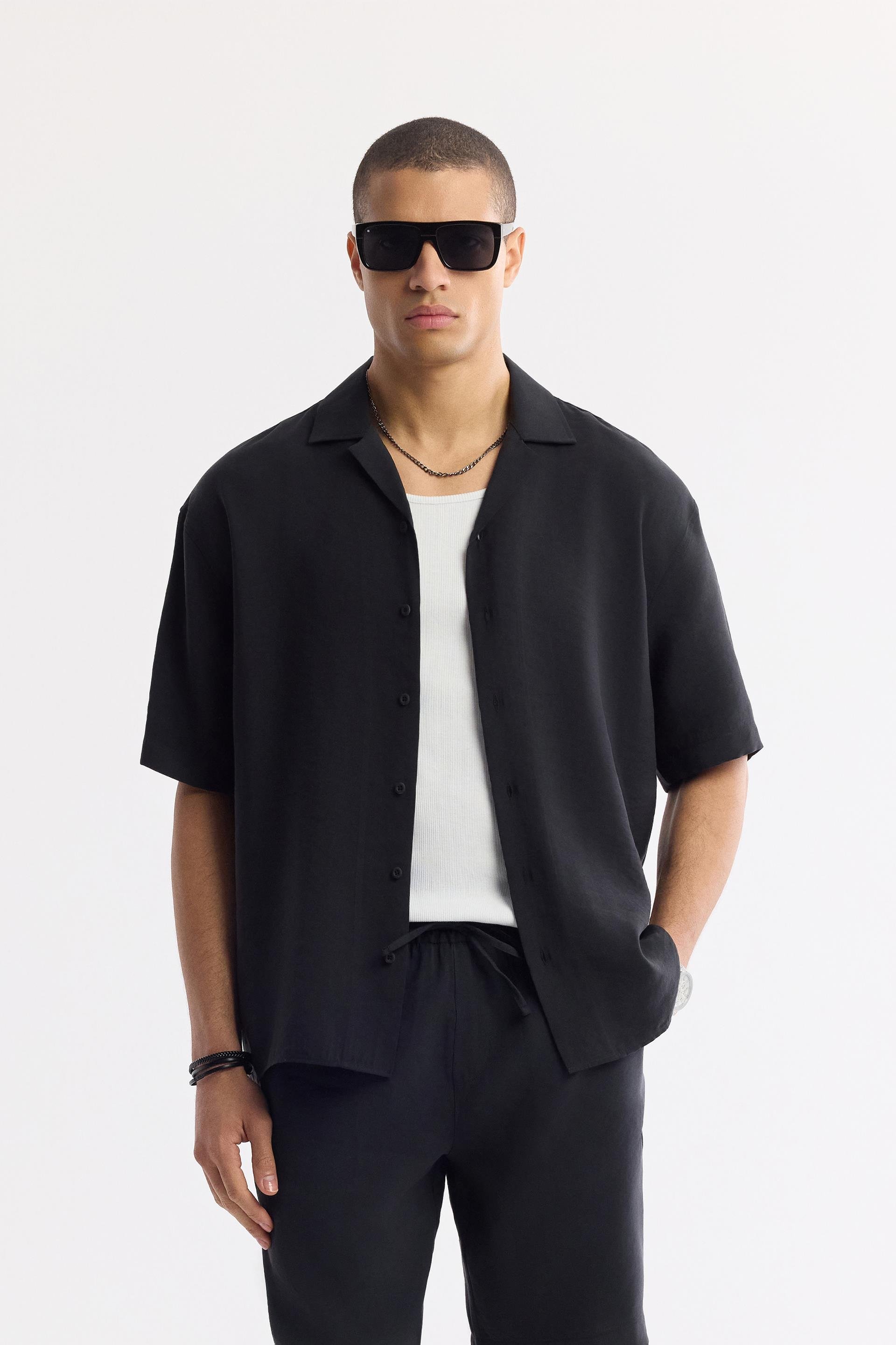Siyah Küba Yaka Modal Karışımlı Oversize Fit Kısa Kol Gömlek