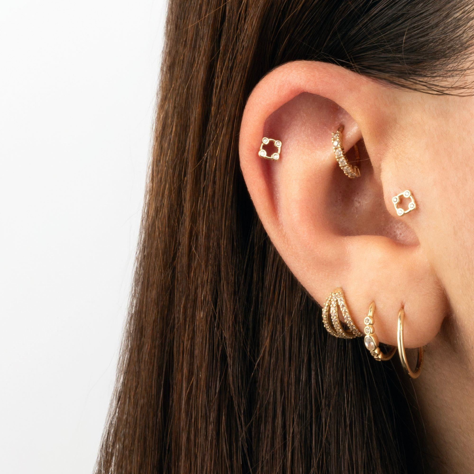 14 Ayar Altın 4 Taşlı Çember Minimal Helix/Kıkırdak Piercing