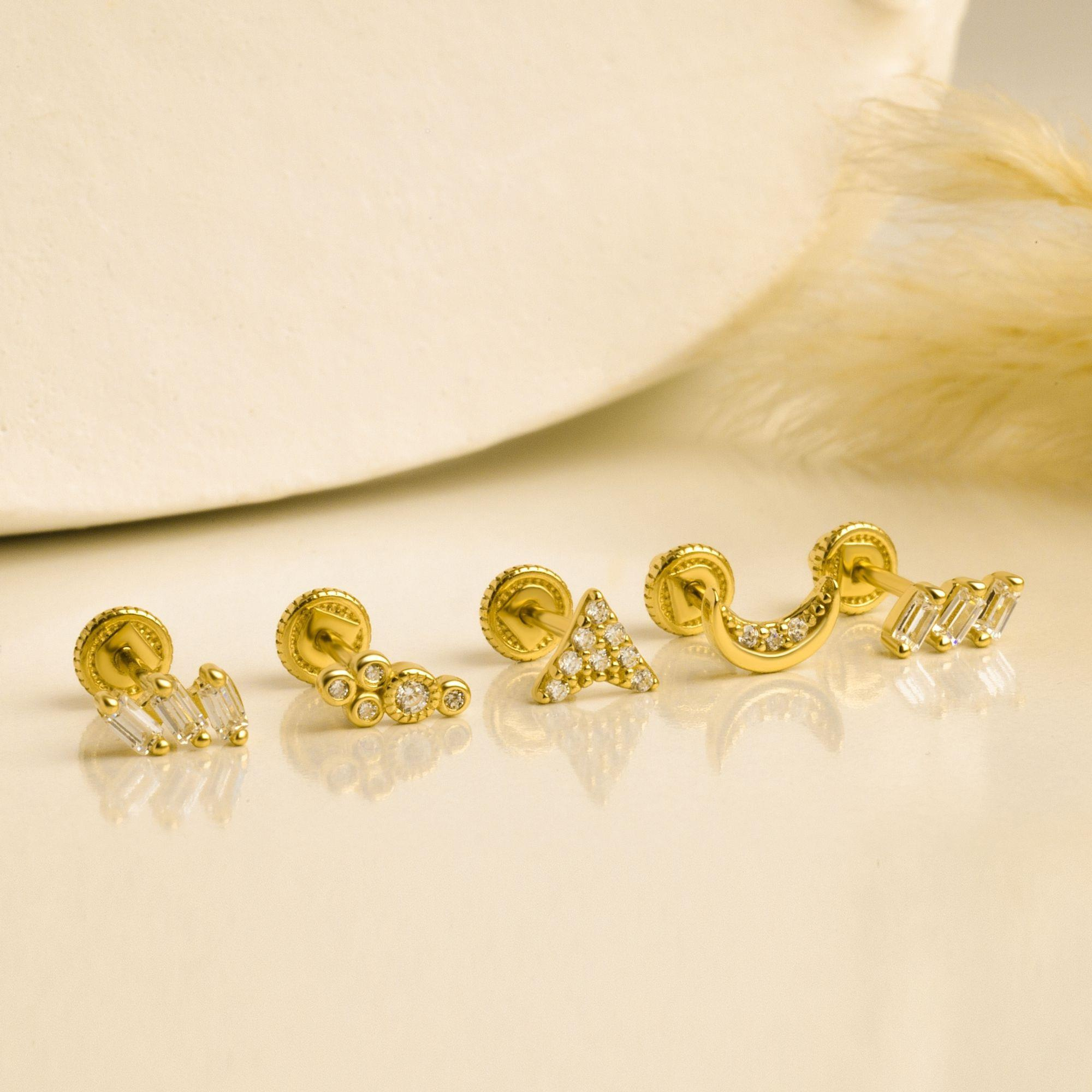 14 Ayar Altın Baget Taşlı Minimal Helix/Kıkırdak Piercing