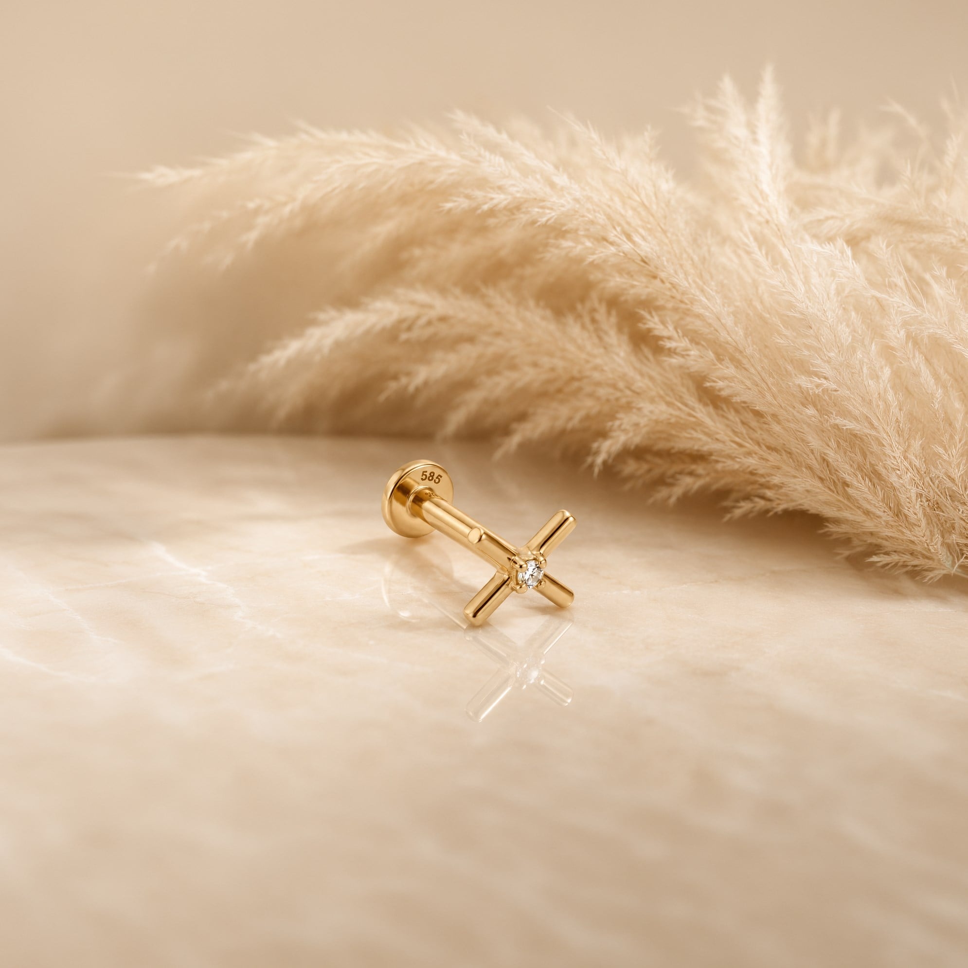 14 Ayar Altın Cross Mini Tragus Piercing