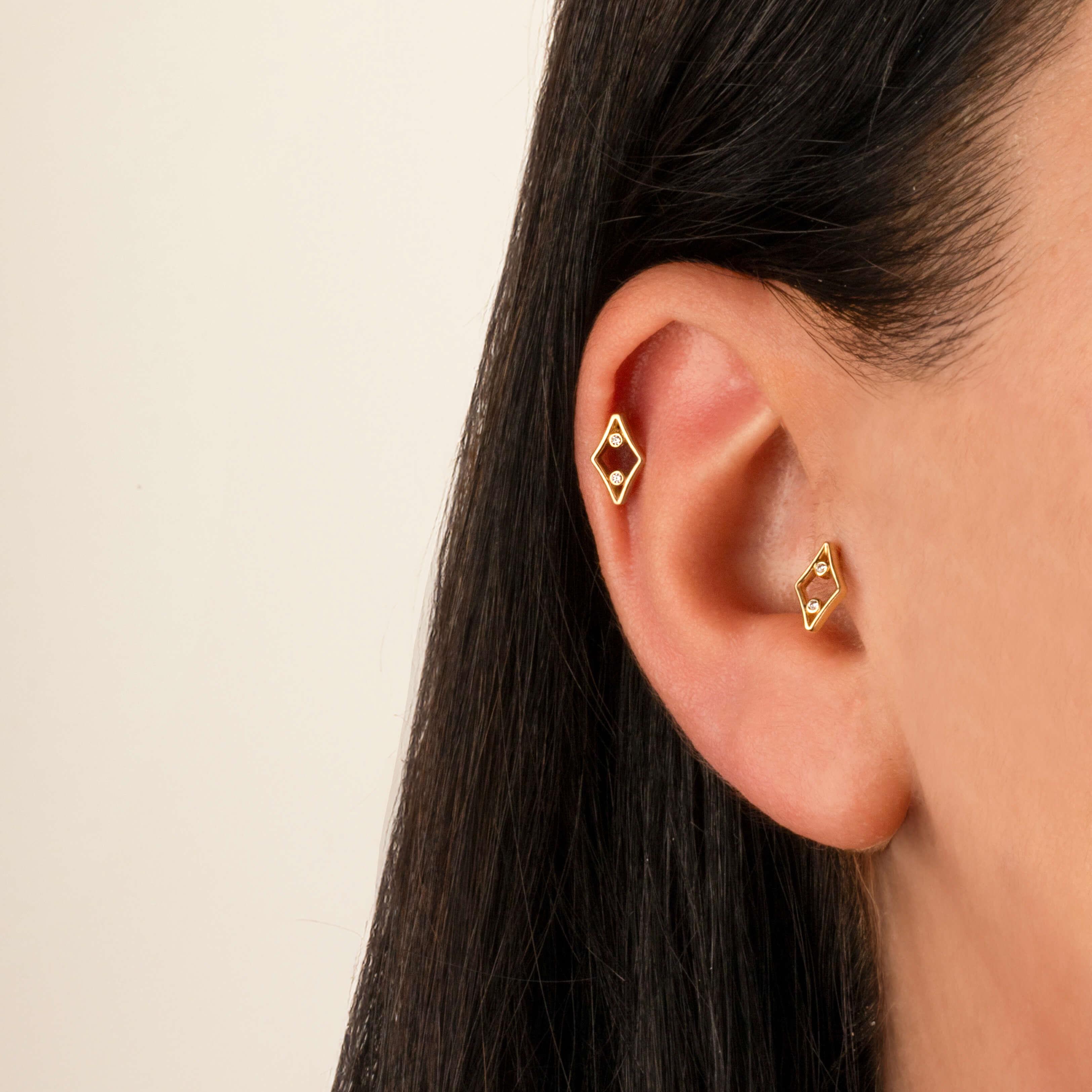 14 Ayar Altın Damla Taş Sallantılı Helix Kıkırdak Piercing - Dianora Piercing