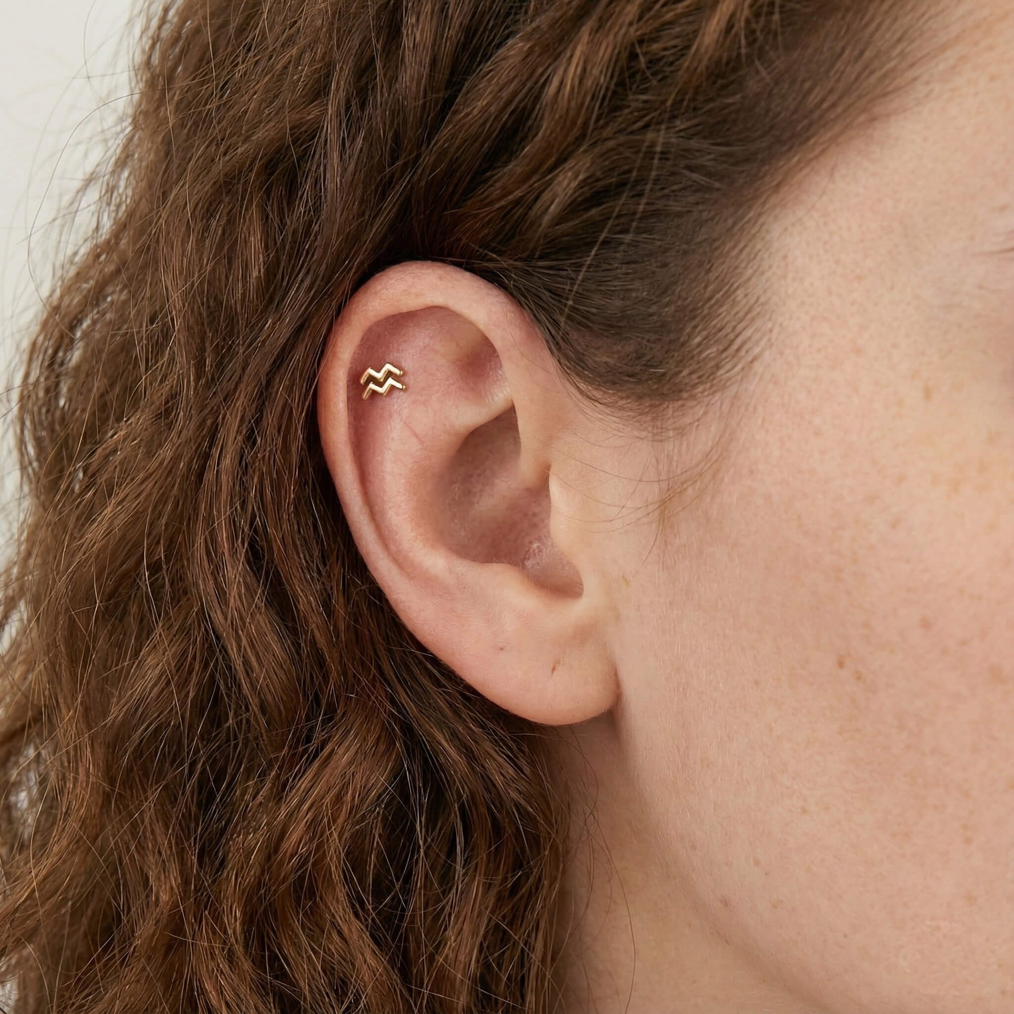 14 Ayar Altın Kova Burcu Minimal Helix/Kıkırdak Piercing - Dianora Piercing