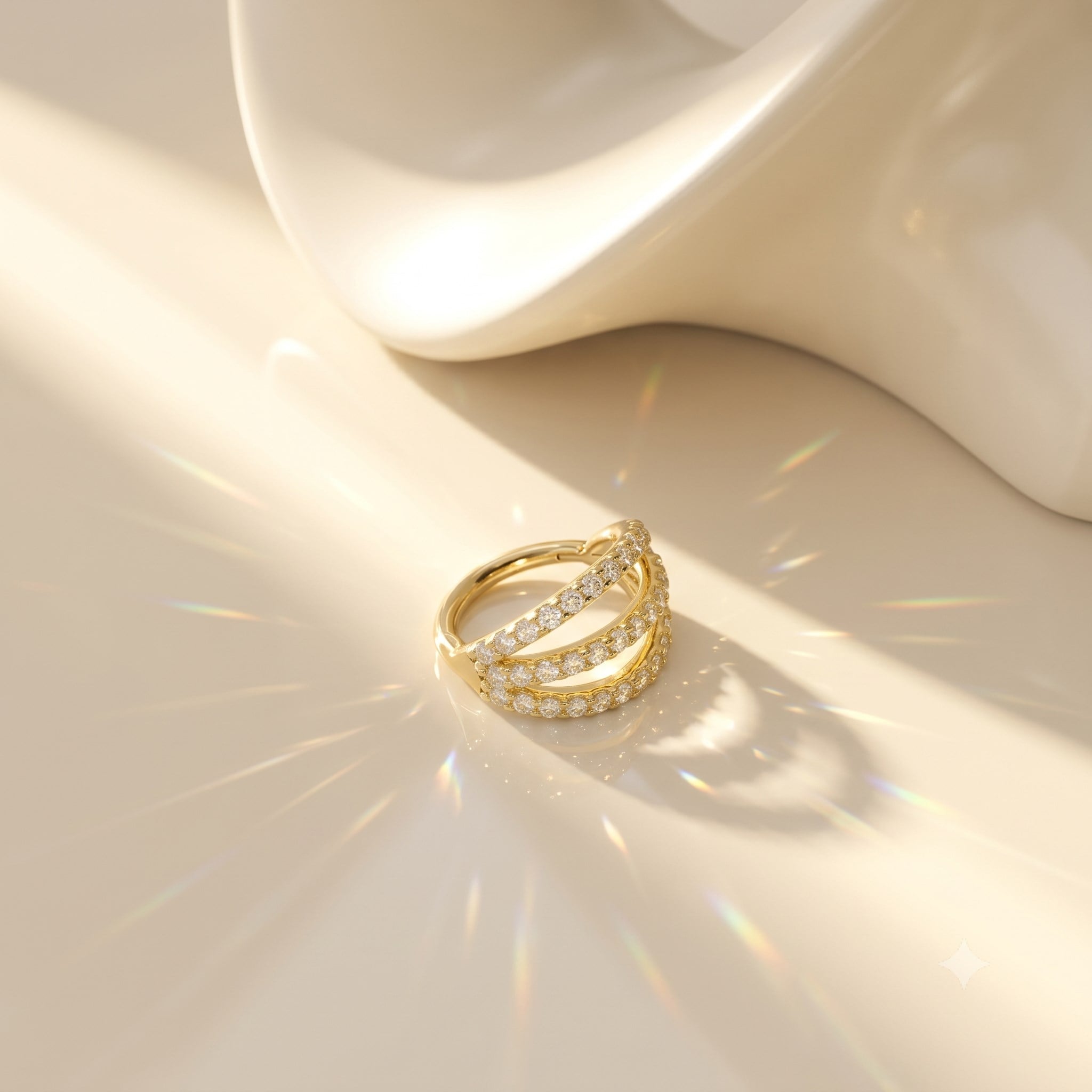 14 Ayar Altın Laboratuvar Pırlantalı Halka Piercing