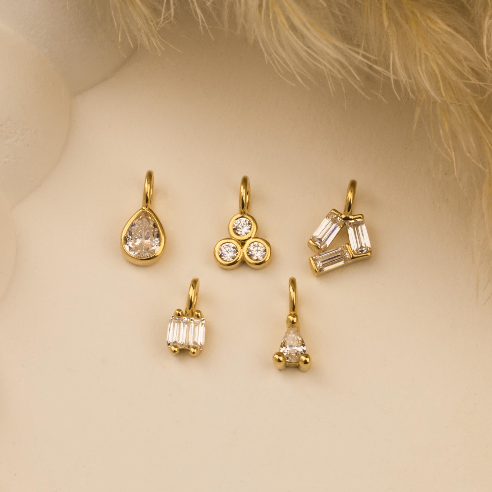 14 Ayar Altın Lacivert Mineli Nazar Boncuk Motifli Minimal Charm - Dianora Piercing
