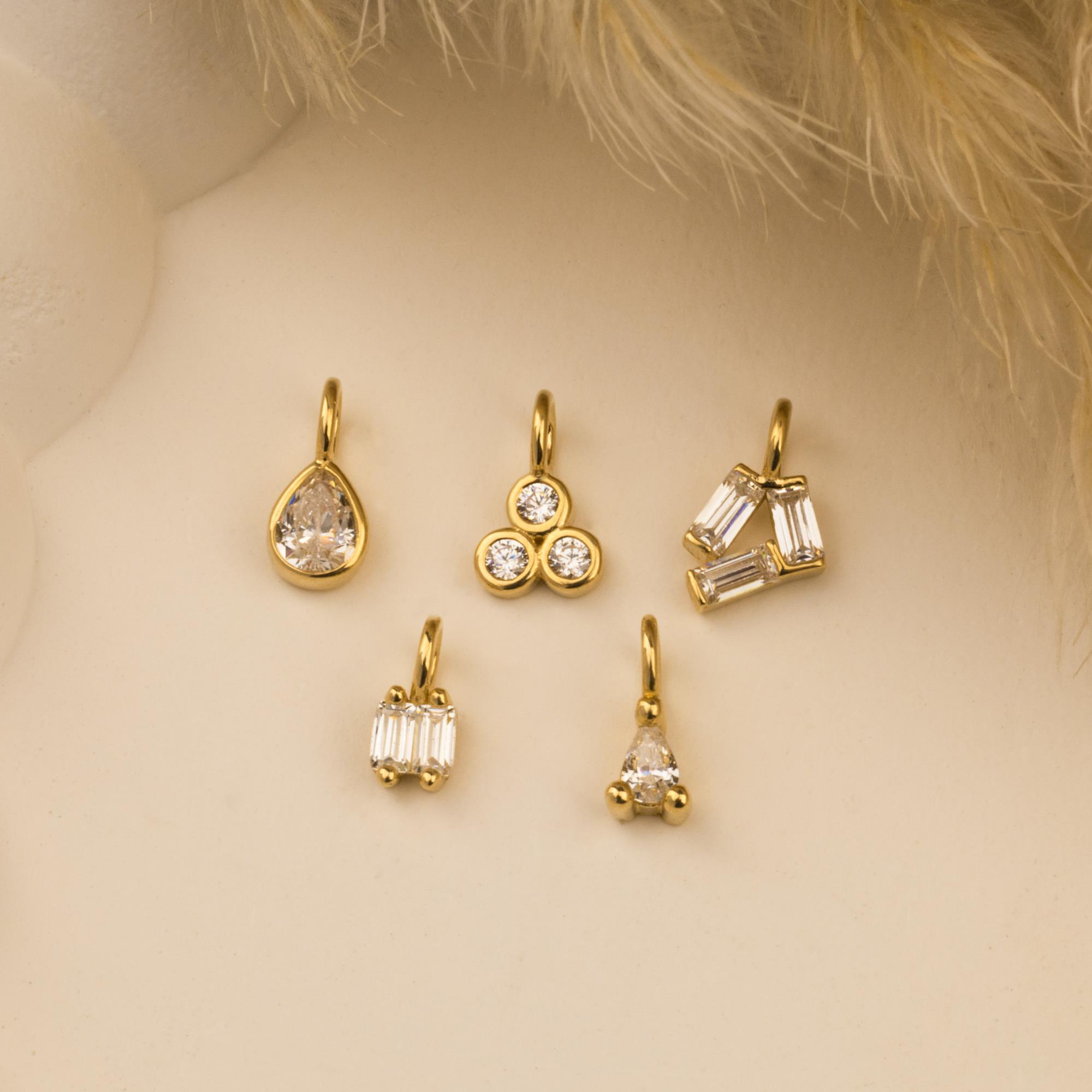 14 Ayar Altın Lacivert Mineli Nazar Boncuk Motifli Minimal Charm - Dianora Piercing