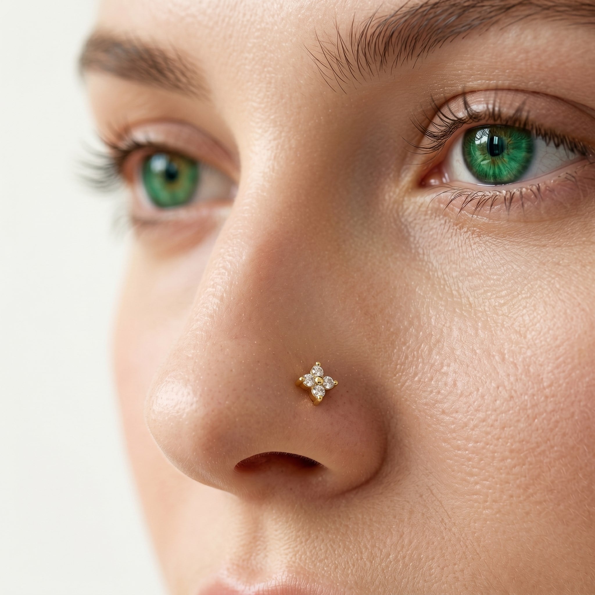 14 Ayar Altın Taşlı Çiçek Hızma - Dianora Piercing