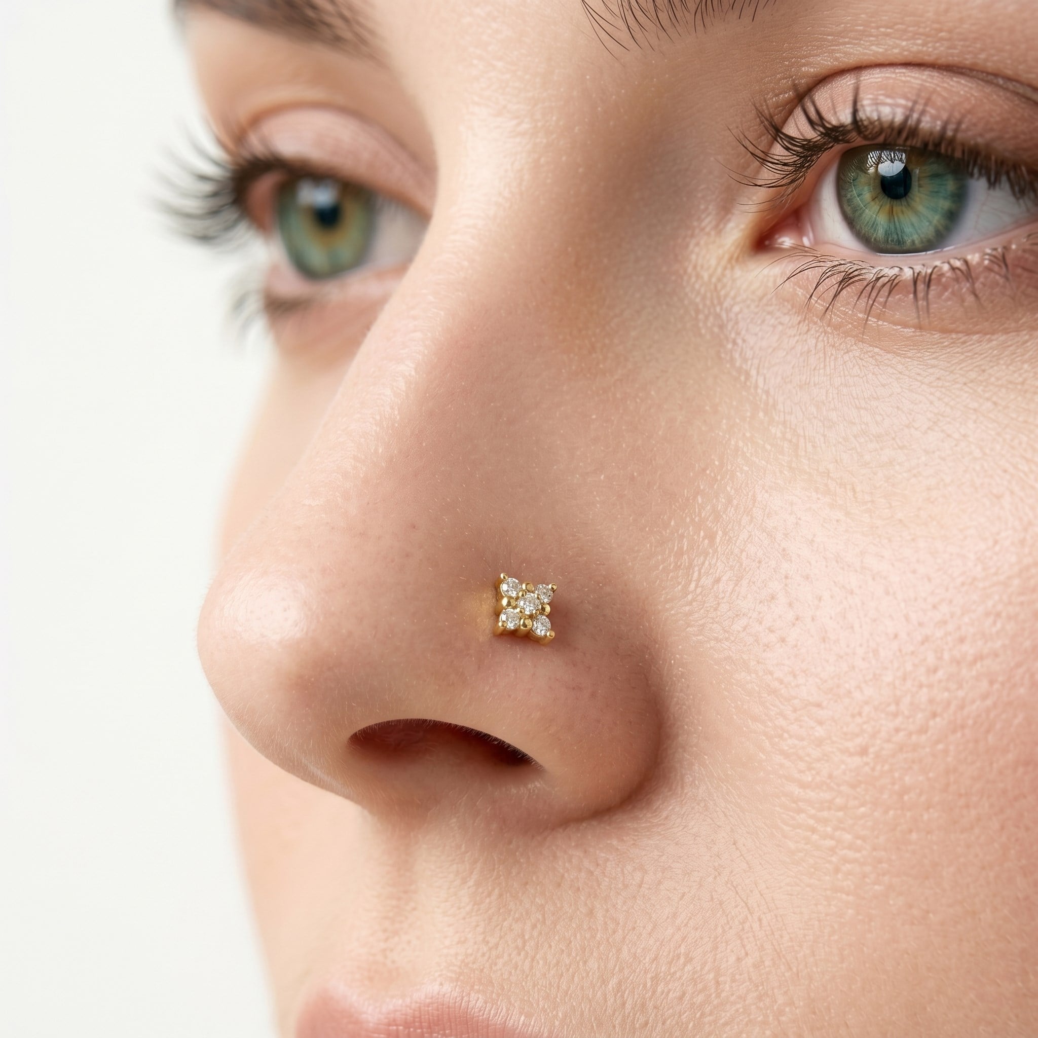 14 Ayar Altın Taşlı Çiçek Motifli Hızma - Dianora Piercing