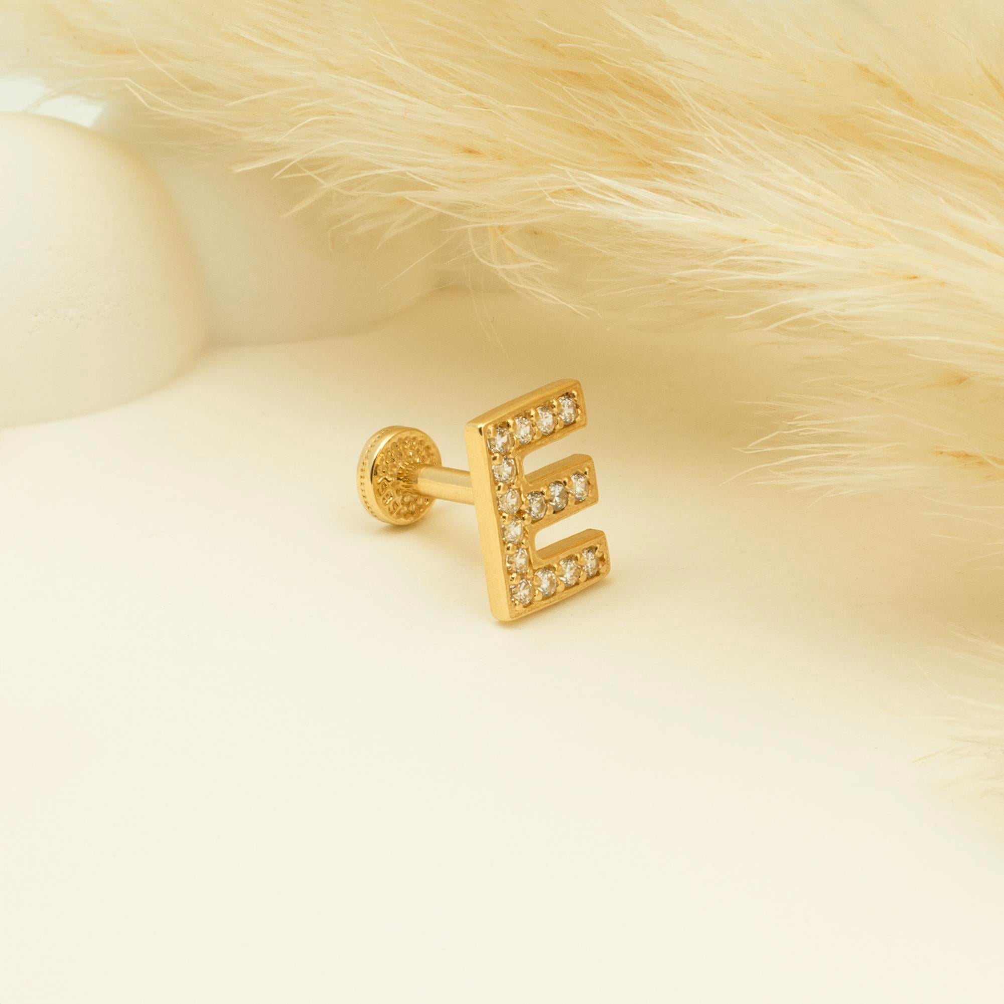 14 Ayar Altın Taşlı Kalp Sallantılı Minimal Tragus Piercing - Dianora Piercing