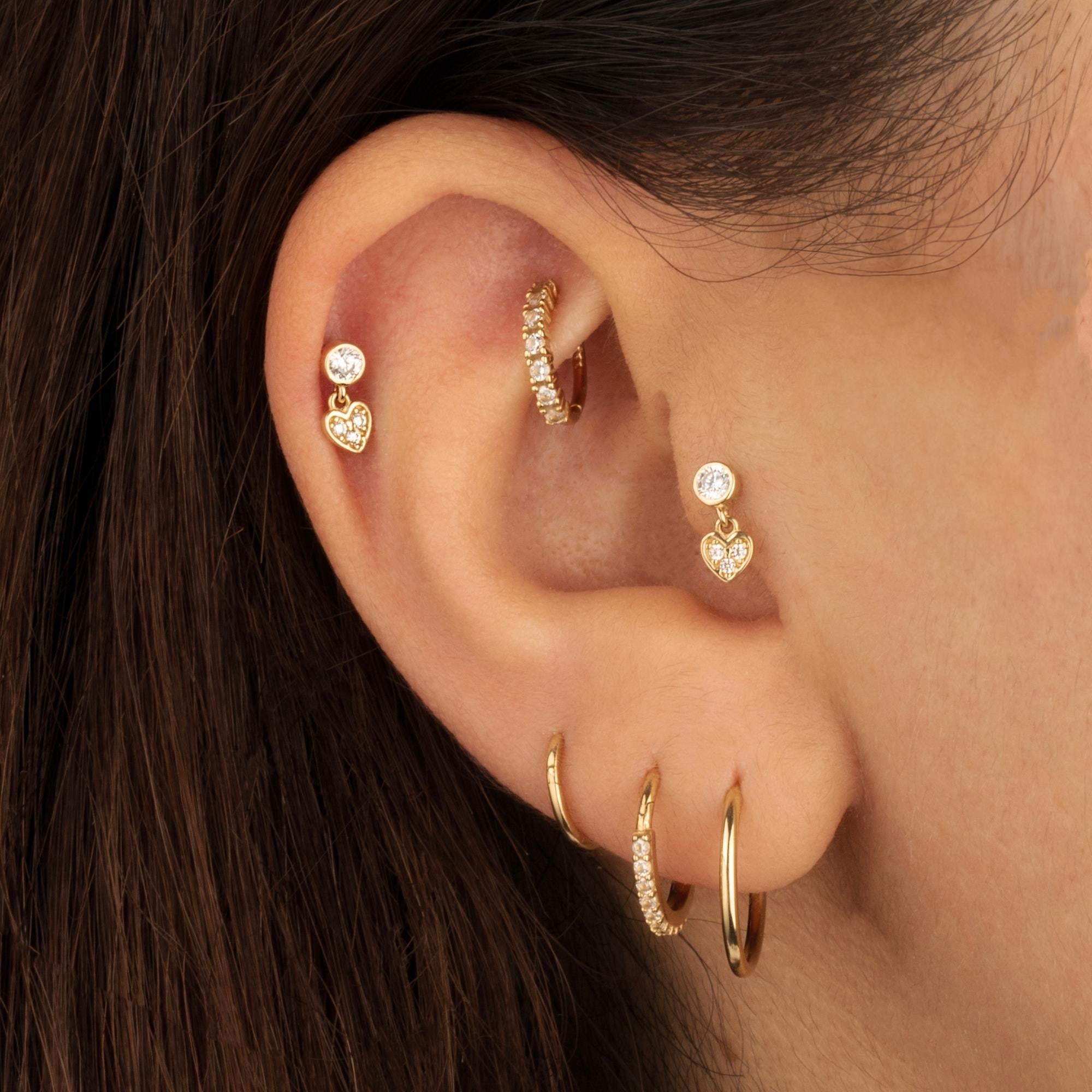 14 Ayar Altın Taşlı Kalp Sallantılı Minimal Helix/Kıkırdak Piercing | Dianora Piercing