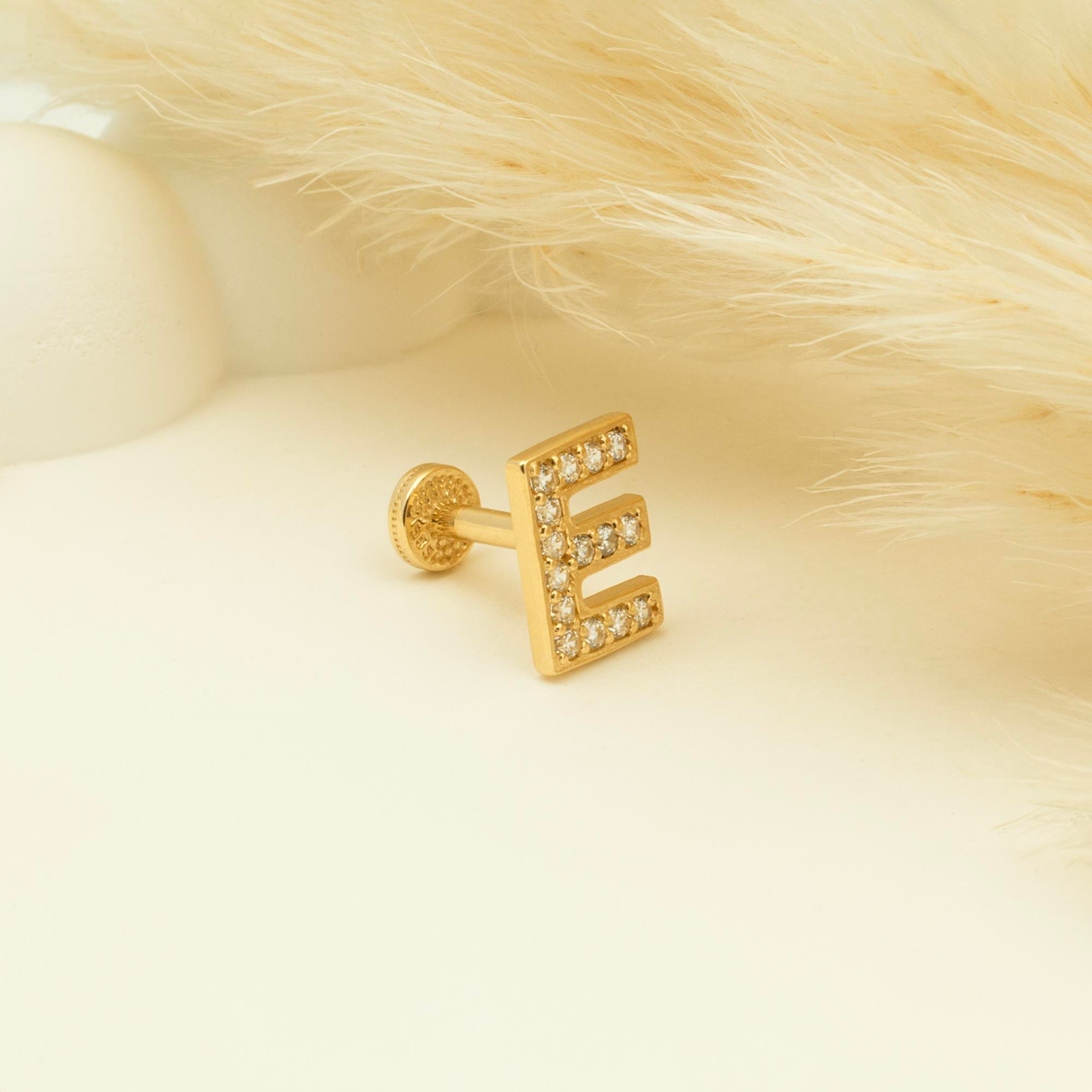 14 Ayar Altın Taşlı Kalp Sallantılı Minimal Tragus Piercing - Dianora Piercing