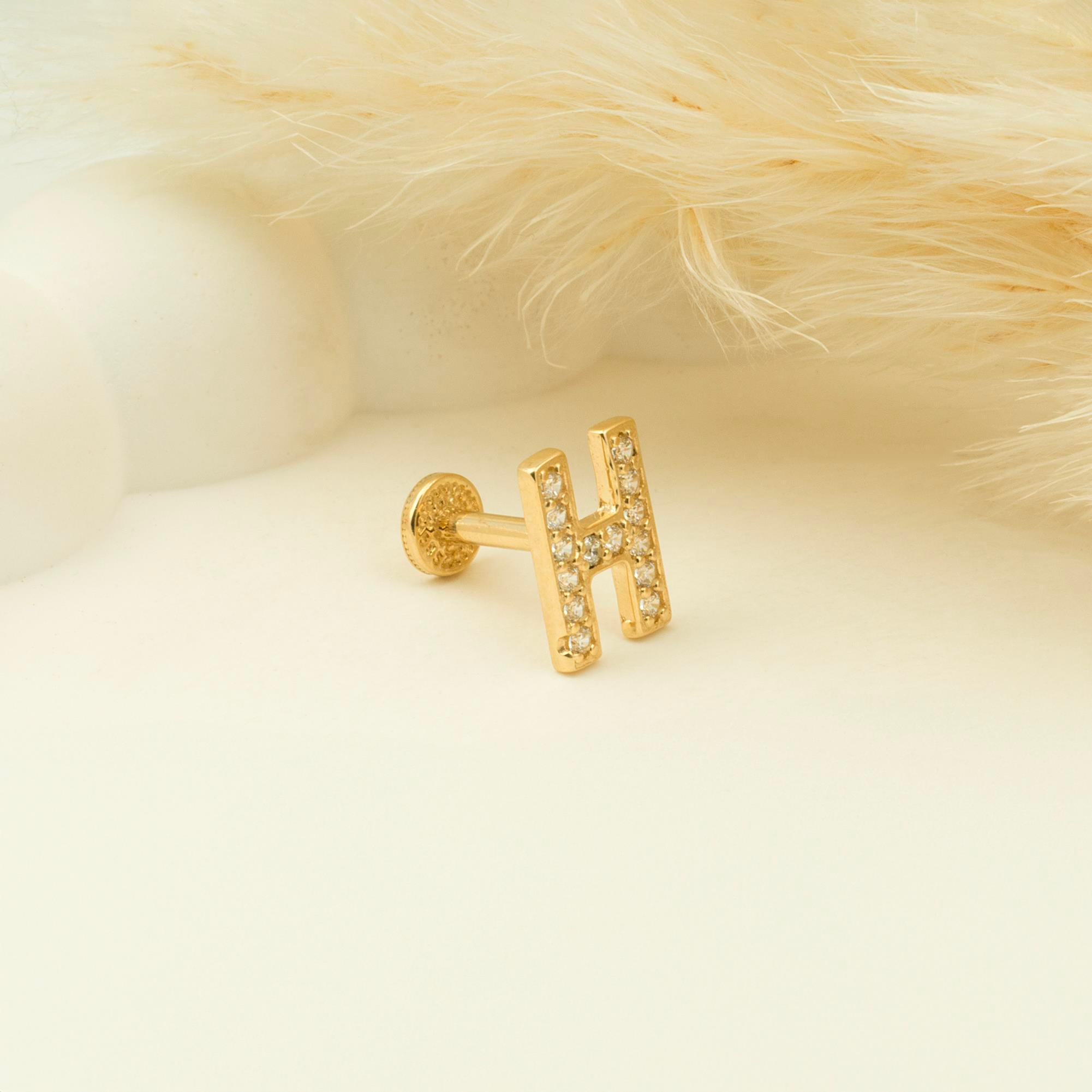 14 Ayar Altın Taşlı Kalp Sallantılı Minimal Tragus Piercing - Dianora Piercing