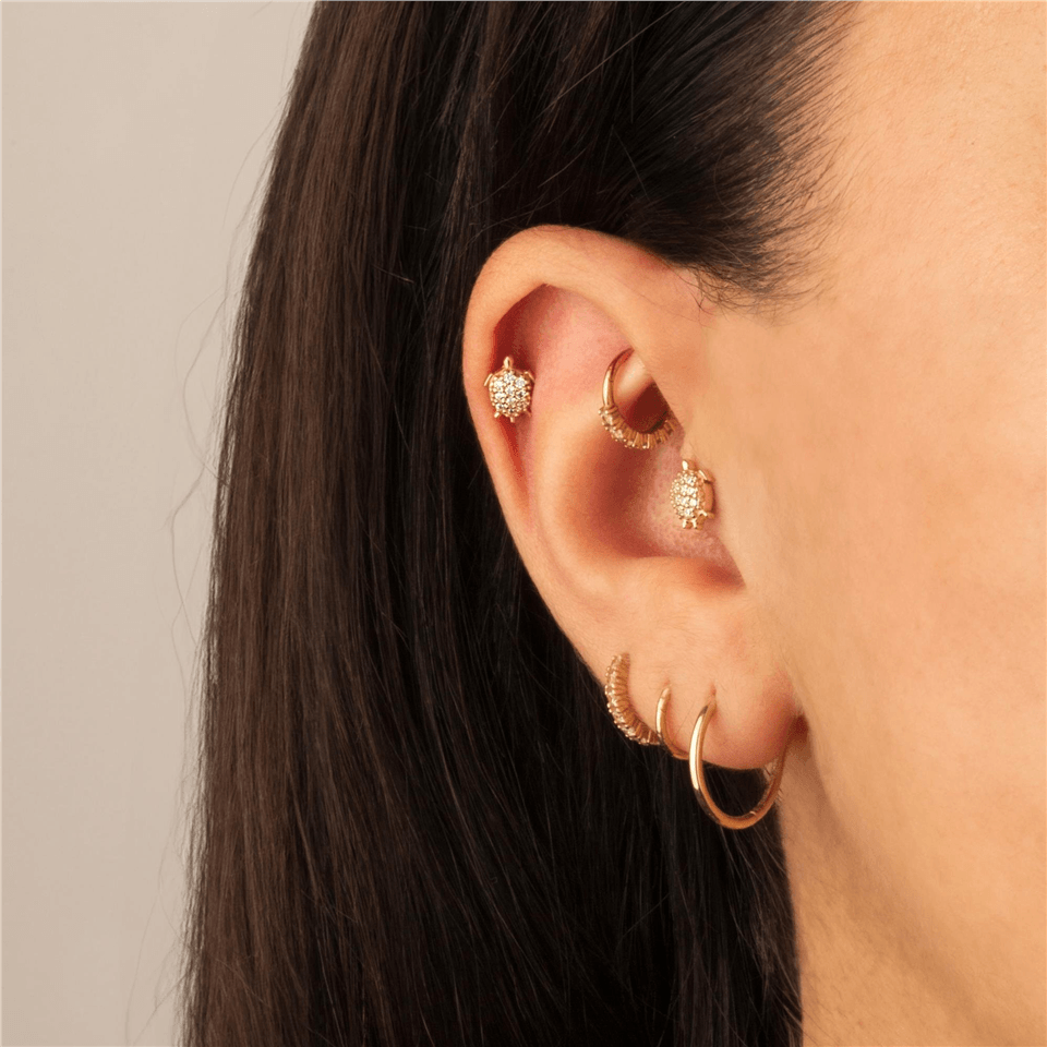 14 Ayar Altın Taşlı Kaplumbağa Motifli Minimal Tragus Piercing - Dianora Piercing Jewelry