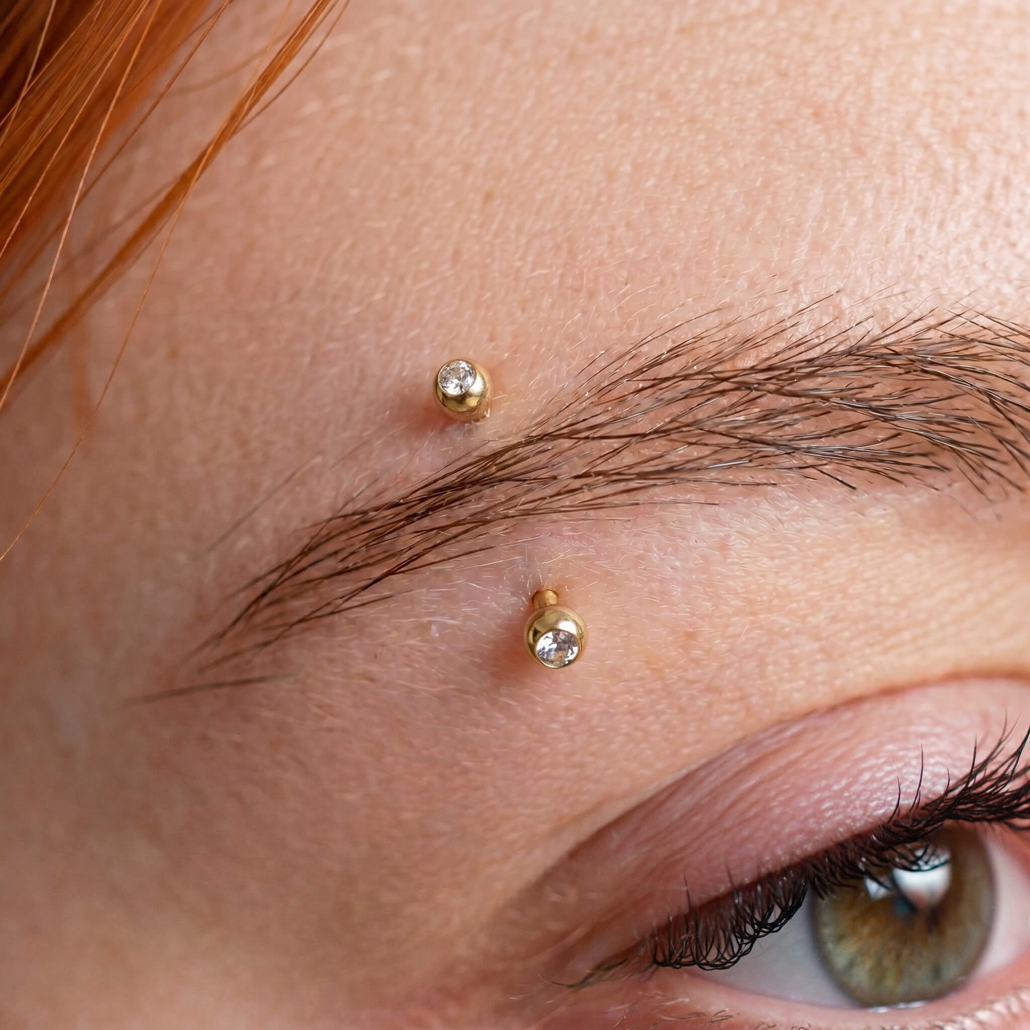 14 Ayar Altın Taşlı Kaş/Rook Piercing - Dianora Piercing