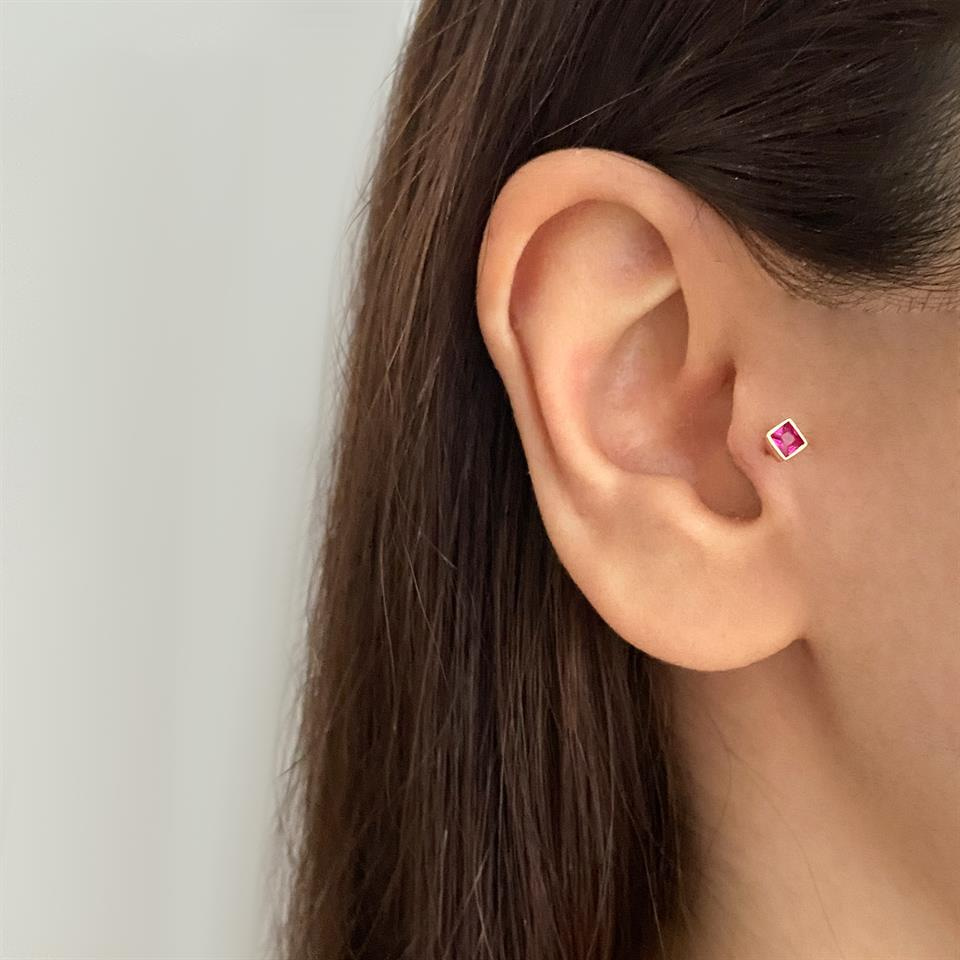 14 Ayar Altın Taşlı Minimal Tragus Piercing