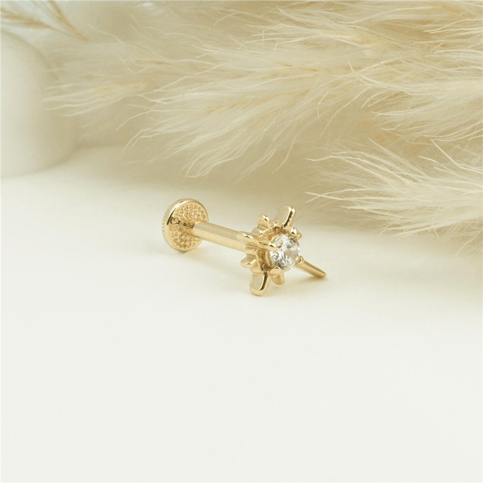 14 Ayar Altın Taşlı Parlayan Yıldız Minimal Minimal Tragus Piercing - Dianora Piercing Jewelry