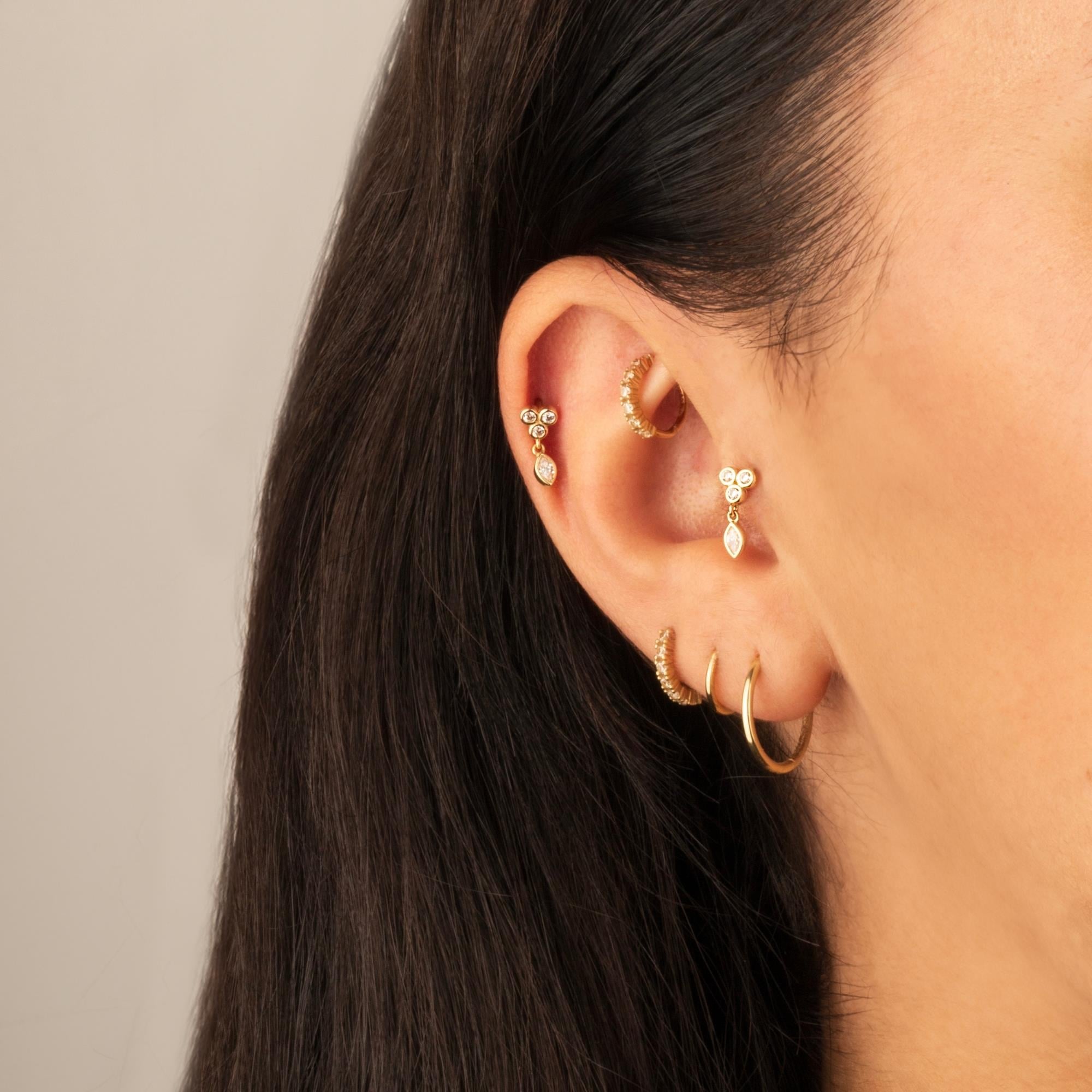 14 Ayar Altın Üç Top Minimal Tragus Piercing - Dianora Piercing