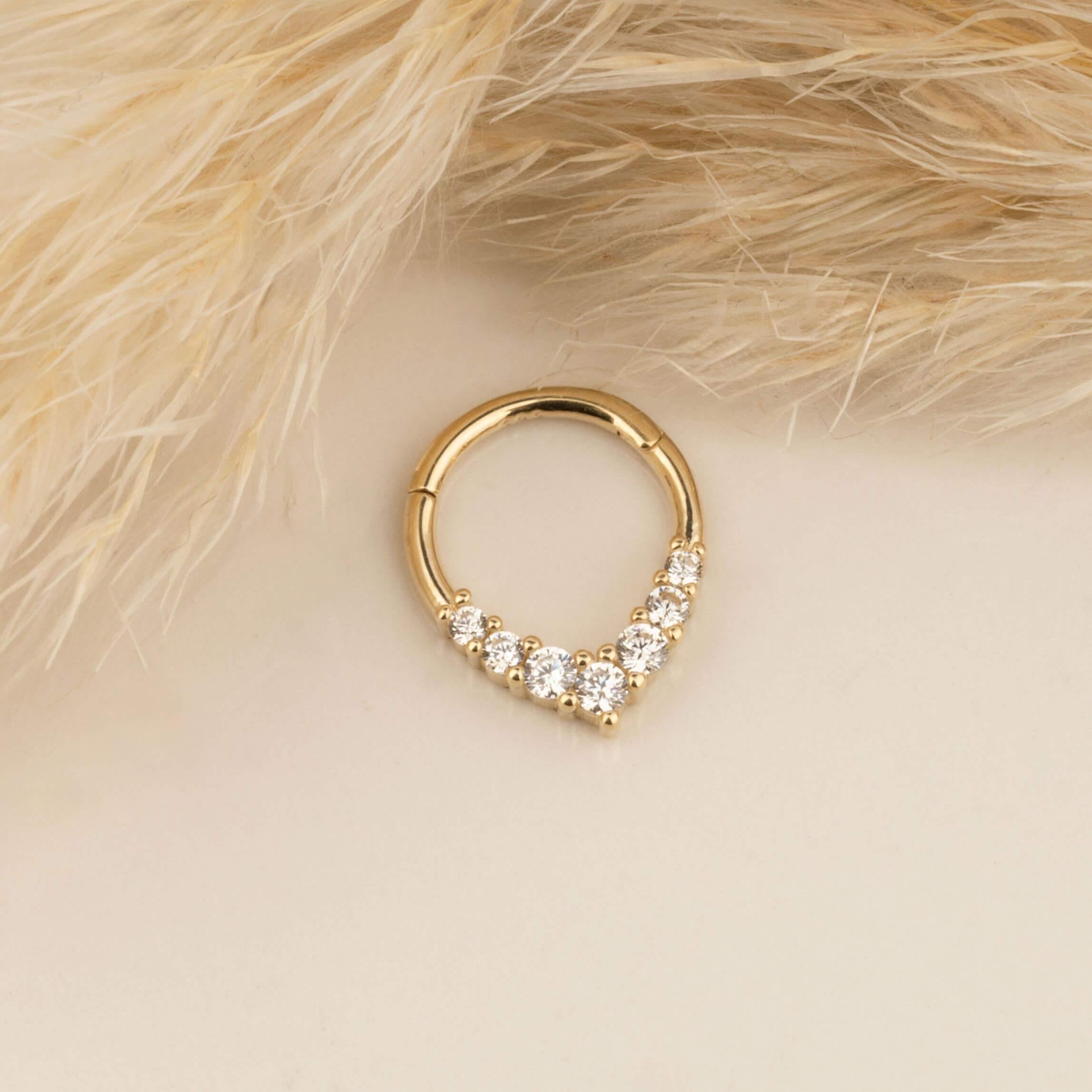 14 Ayar Altın V Alttan Taşlı Minimal Halka Piercing - Dianora Piercing