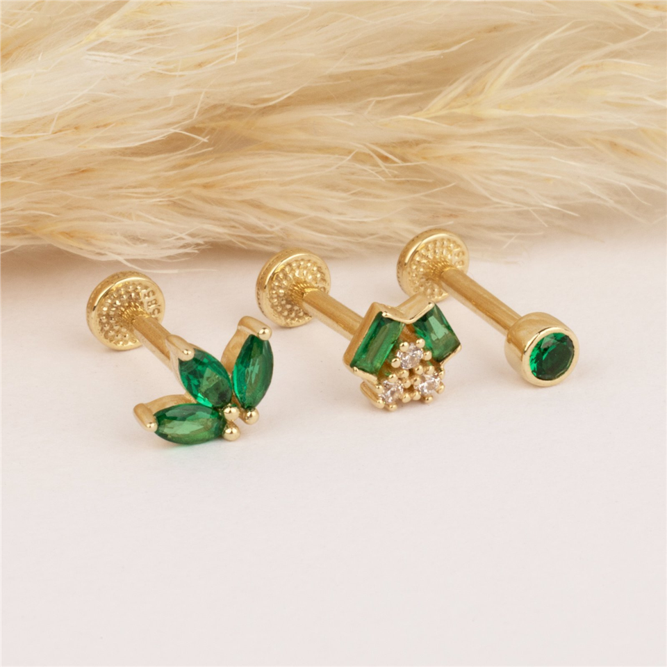 14 Ayar Altın Yeşil Baget Taşlı Minimal Tragus Piercing - Dianora Piercing Jewelry