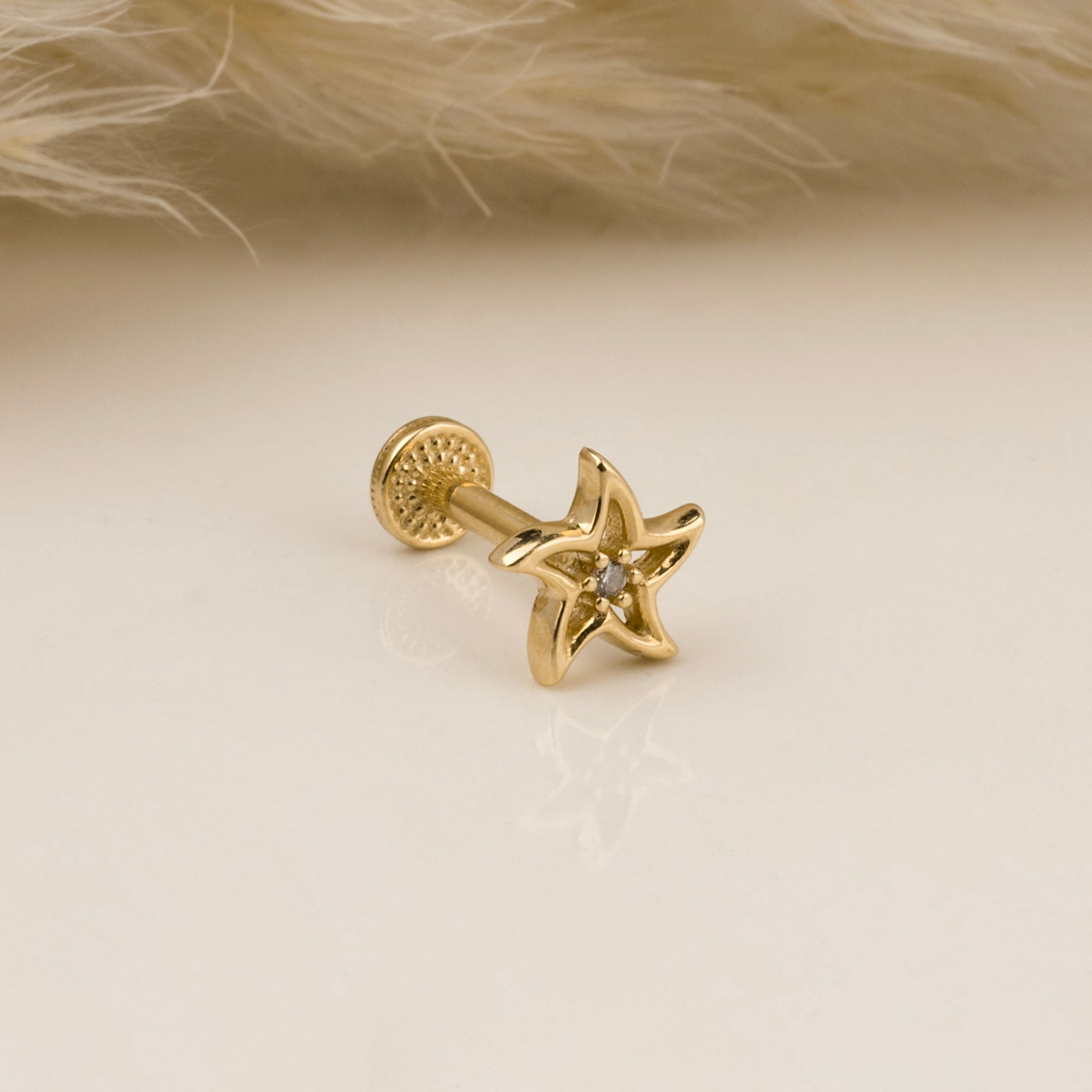 14 Ayar Altın Yıldız Tragus Piercing