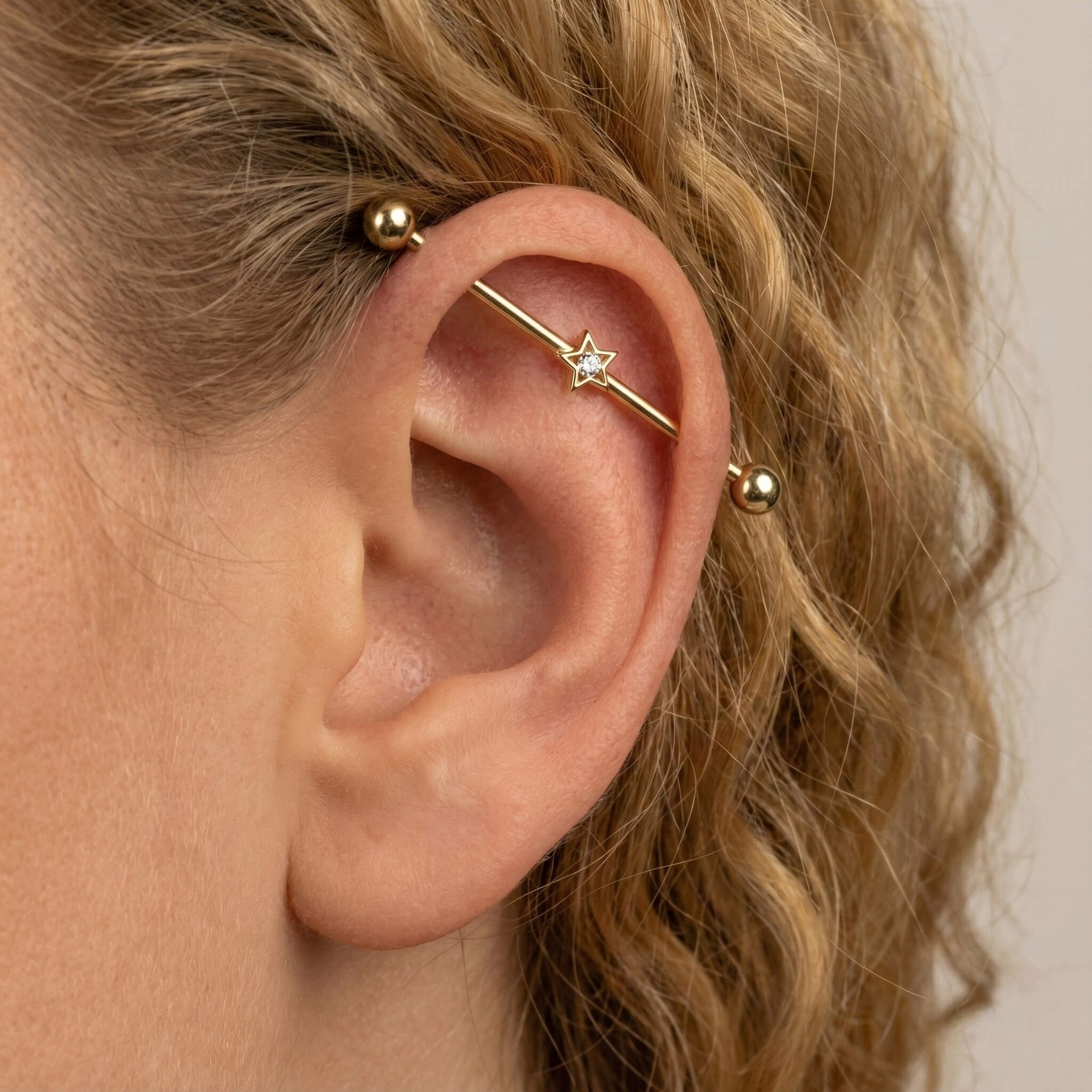 Taşlı Yıldız Motifli Altın Köprü Piercing - Dianora Piercing