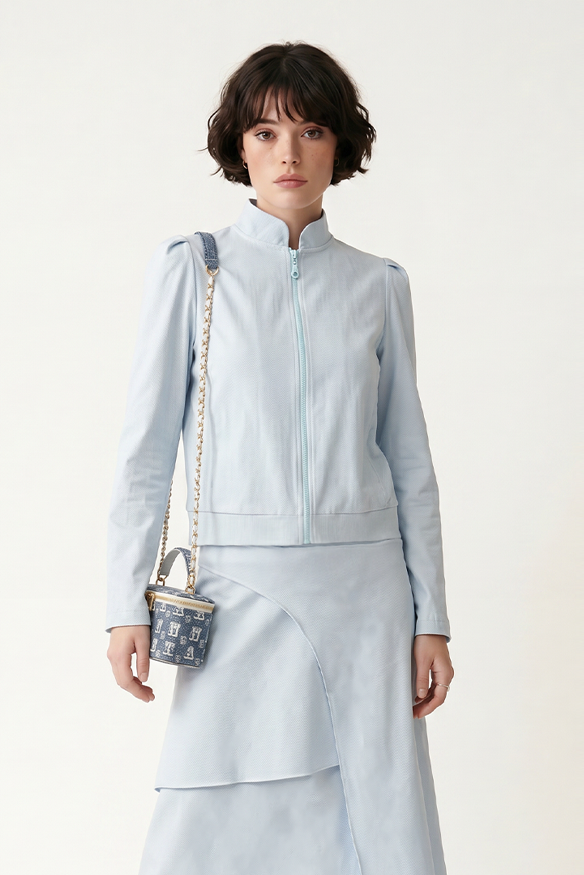 ÇİZGİLİ COTTON LYCRA OMUZLARI PİLELİ KISA MONT