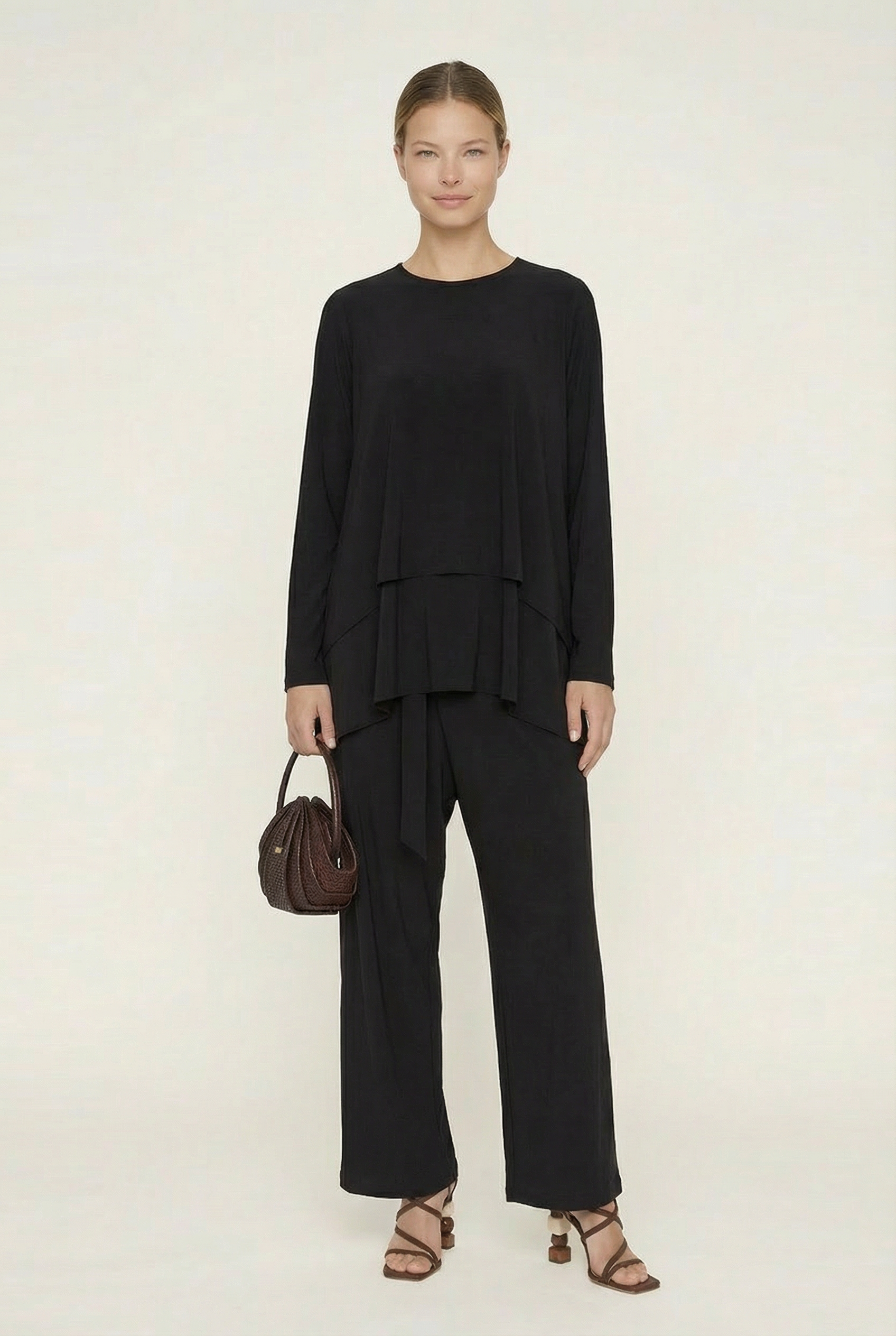 KREP ÖNDEN YIRTMAÇLI ÇİFT KATLI BLUZ