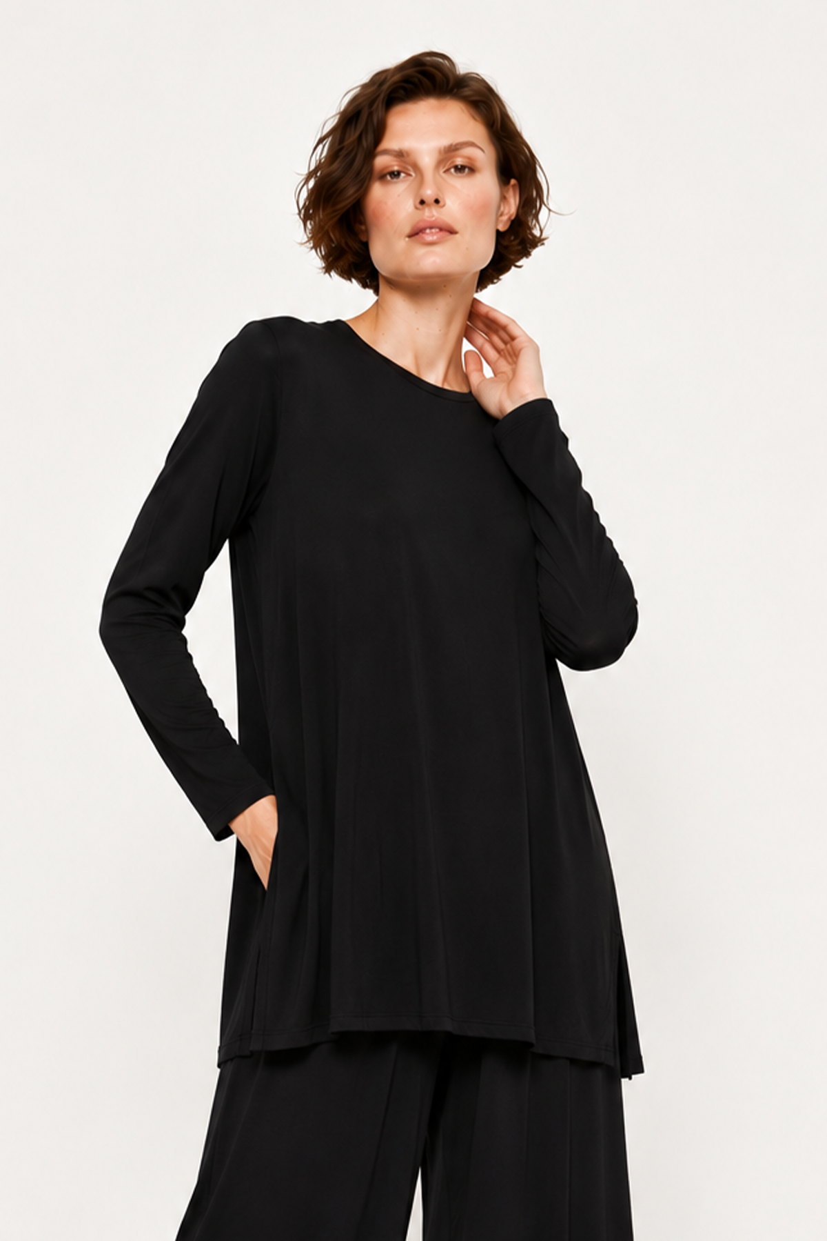 RAYON YUVARLAK YAKA BASIC UZUN BLUZ