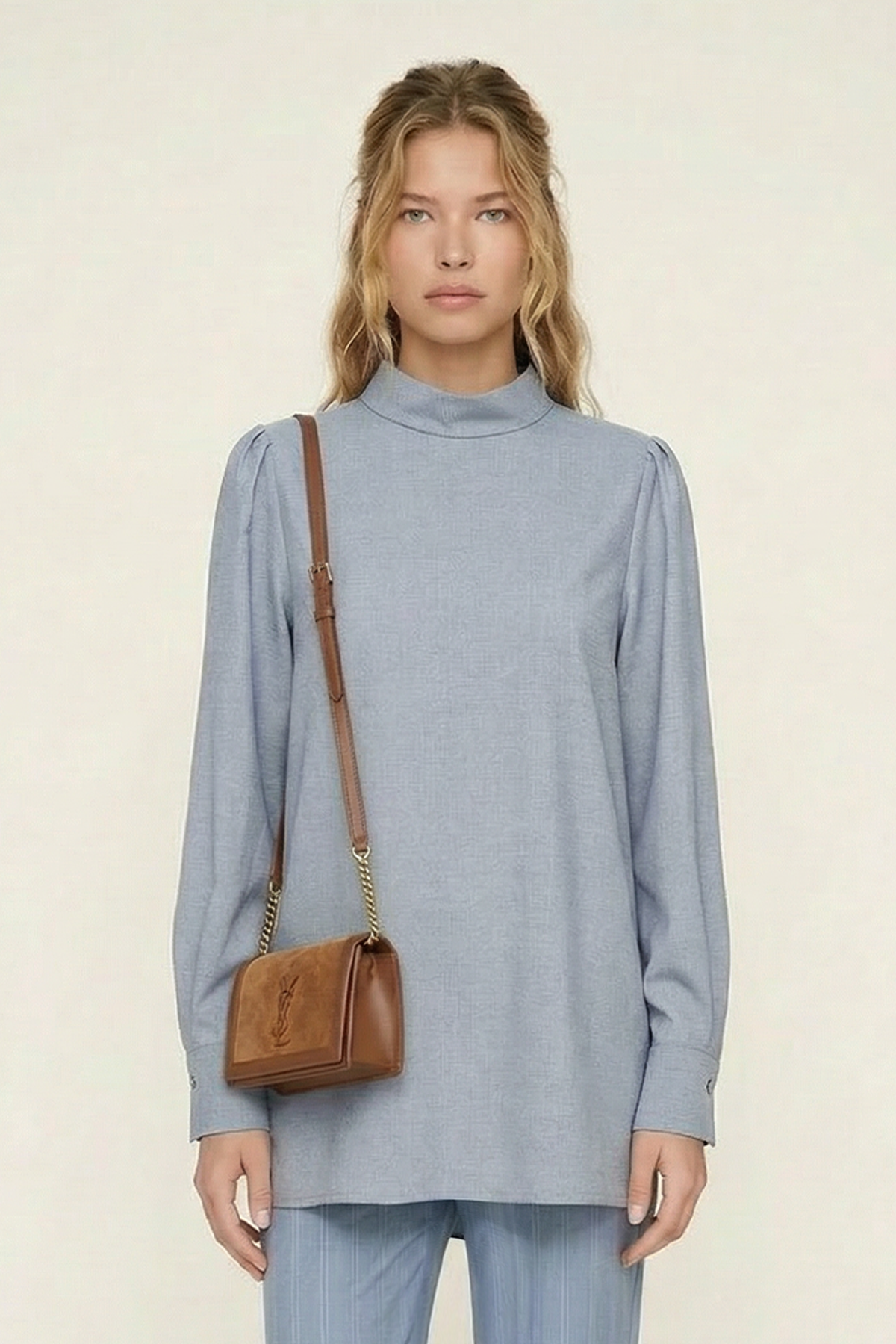 VISCON DİK YAKA ARKADAN FERMUARLI BLUZ