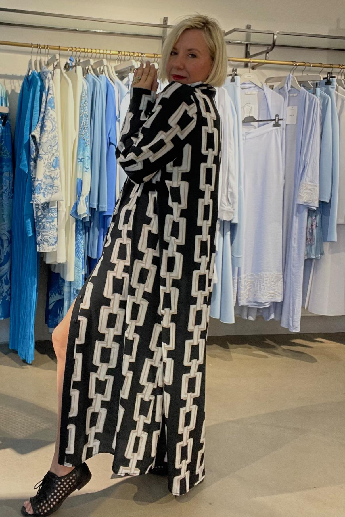 BUBBLE EL SKETCHLİ  ZİNCİR DESENLİ GÖMLEK ELBİSE