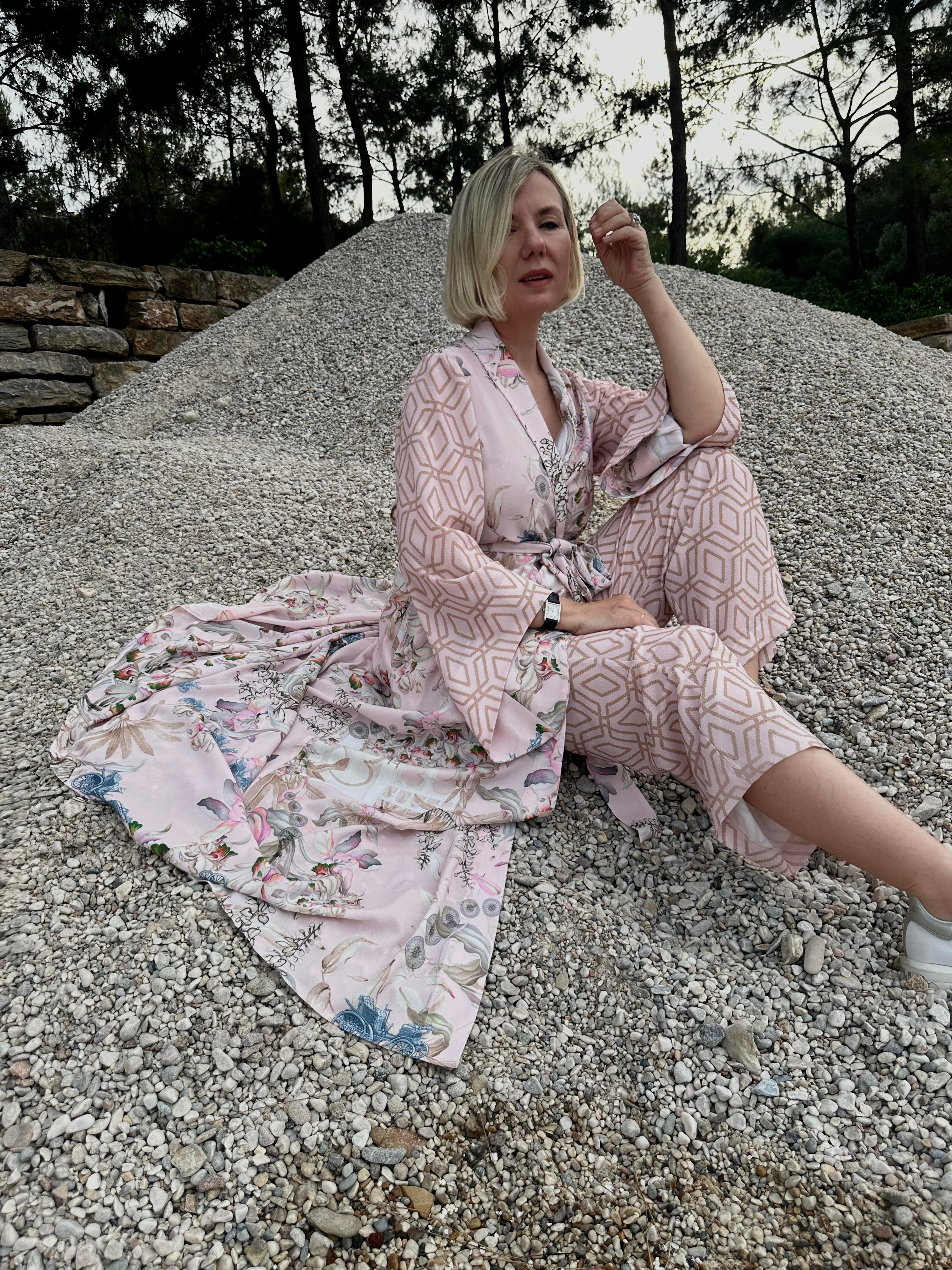 BUBBLE MARAKESH SUMMER ÇİÇEKLİ VE GEOMETRİLİ KİMONO