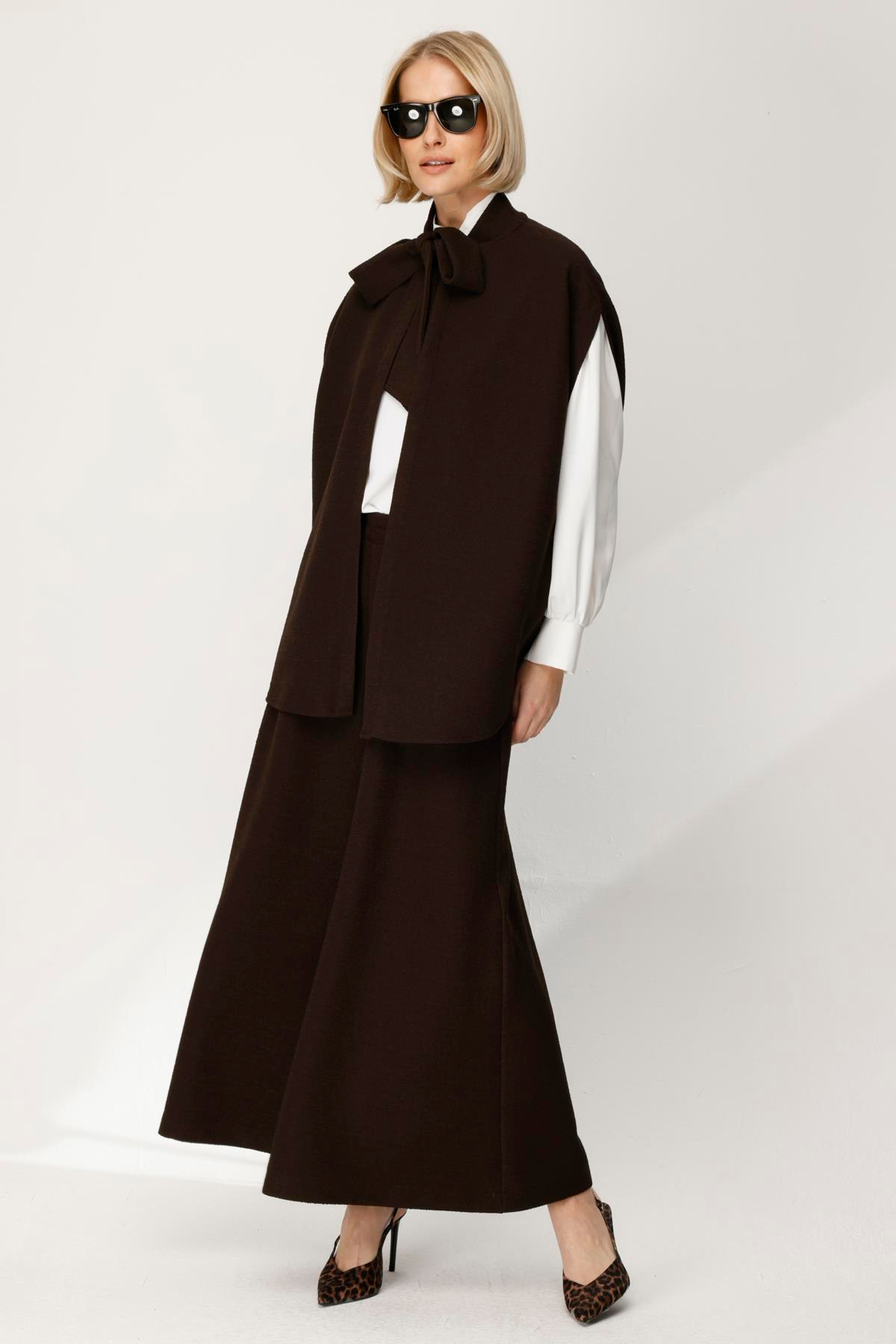 BUKLET ÖNDEN BAĞLAMALI YELEK