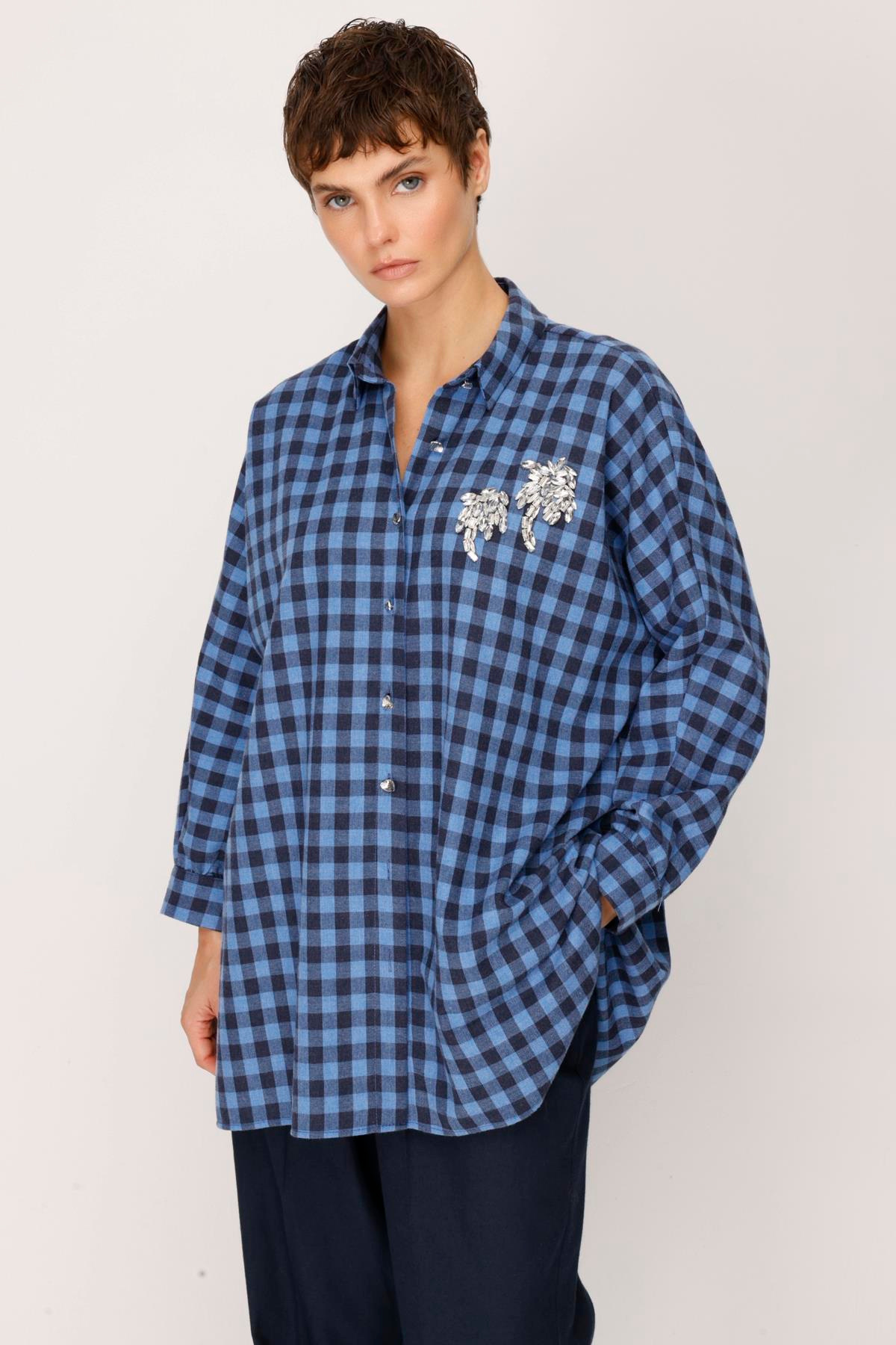 COTTON EKOSE ŞÖMİZYE YAKA İŞLEMELİ GÖMLEK