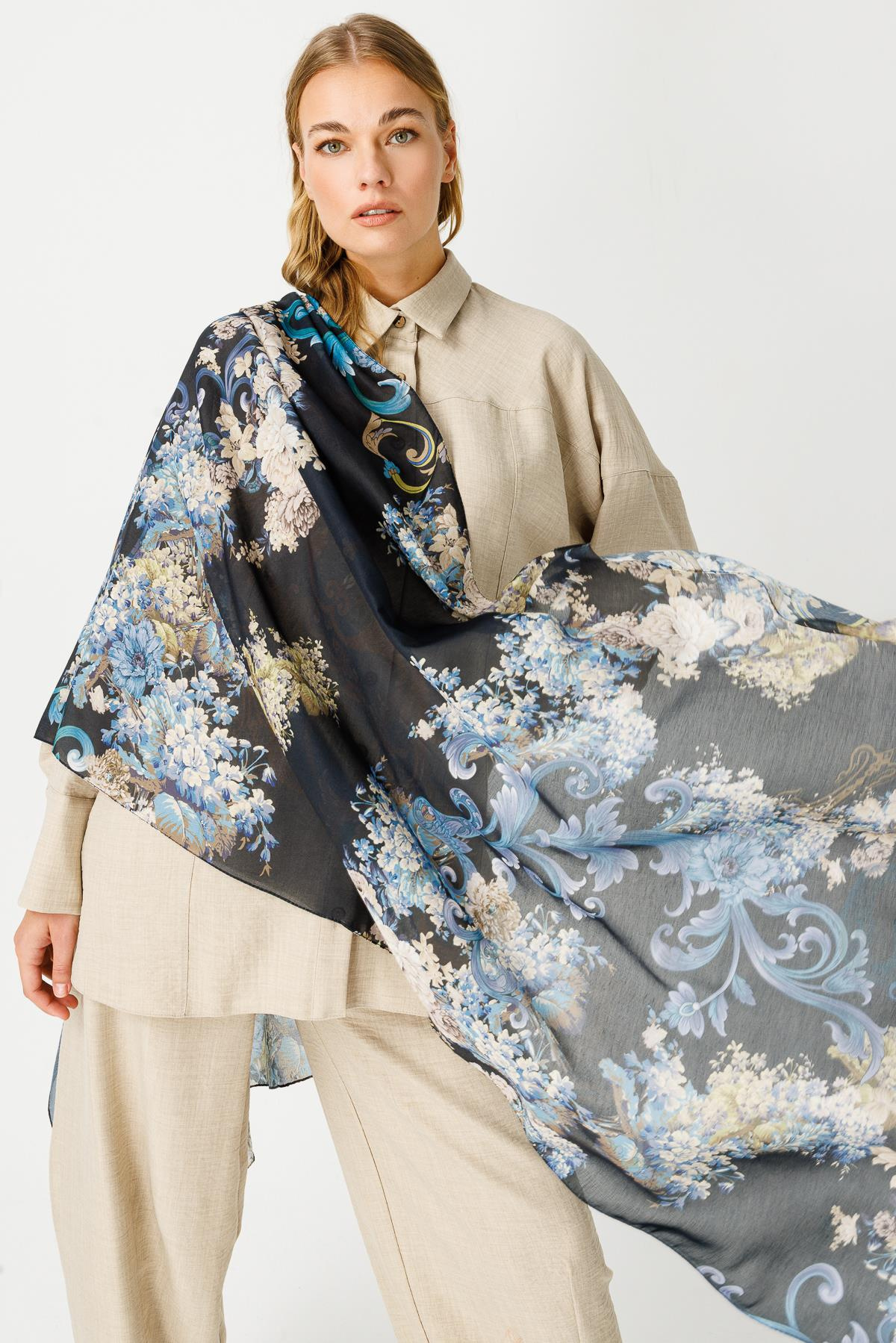 COTTON FANTASTİK ALPHABET ORTANCA ÇİÇEKLİ ŞAL