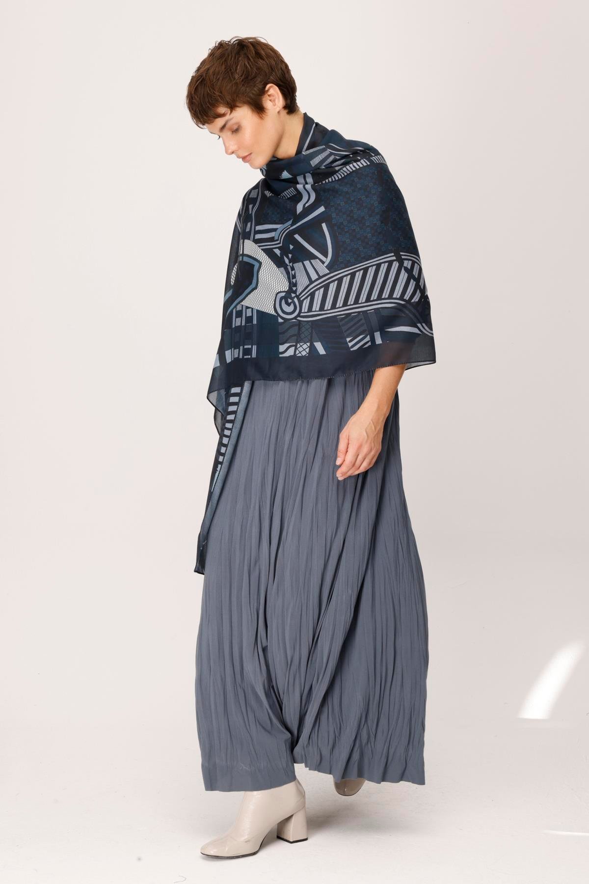 COTTON GEOMETRİK ANİMAL DESENLİ ŞAL