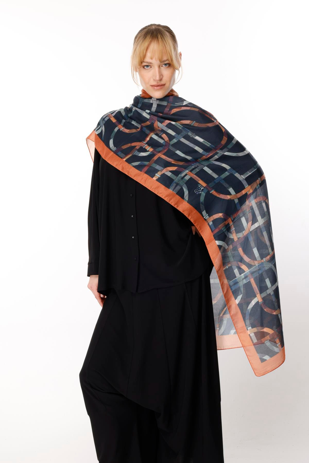 COTTON TRAMLI LABİRENT DESENLİ ŞAL