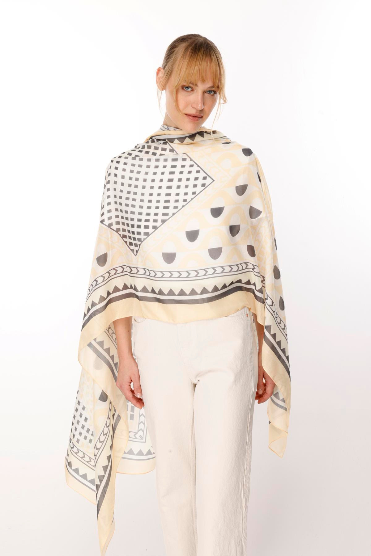COTTON ÜÇGEN GEOMETRİK DESENLİ ŞAL