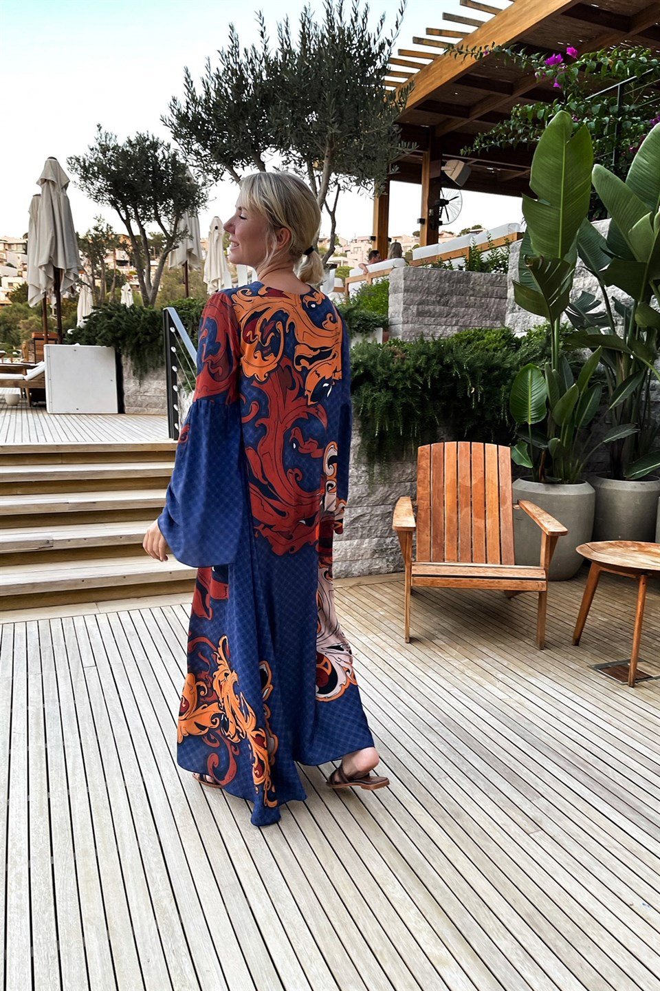 DAMASK MOTİF BASKI RETRO BACKGROUND KOLLARI BÜZGÜ ELBİSE