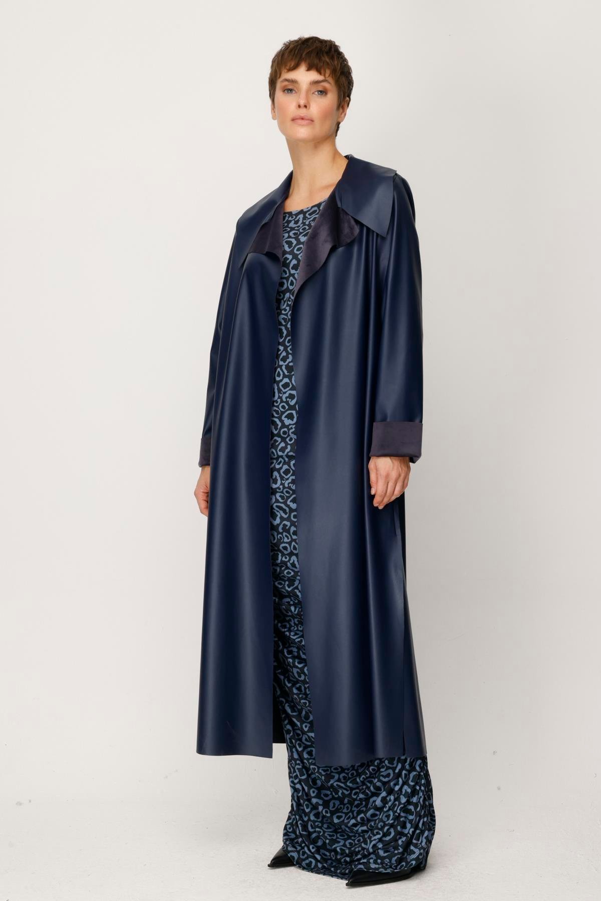 DERİ VE SÜET LAMİNE ARKASI KEMERLİ CEKET