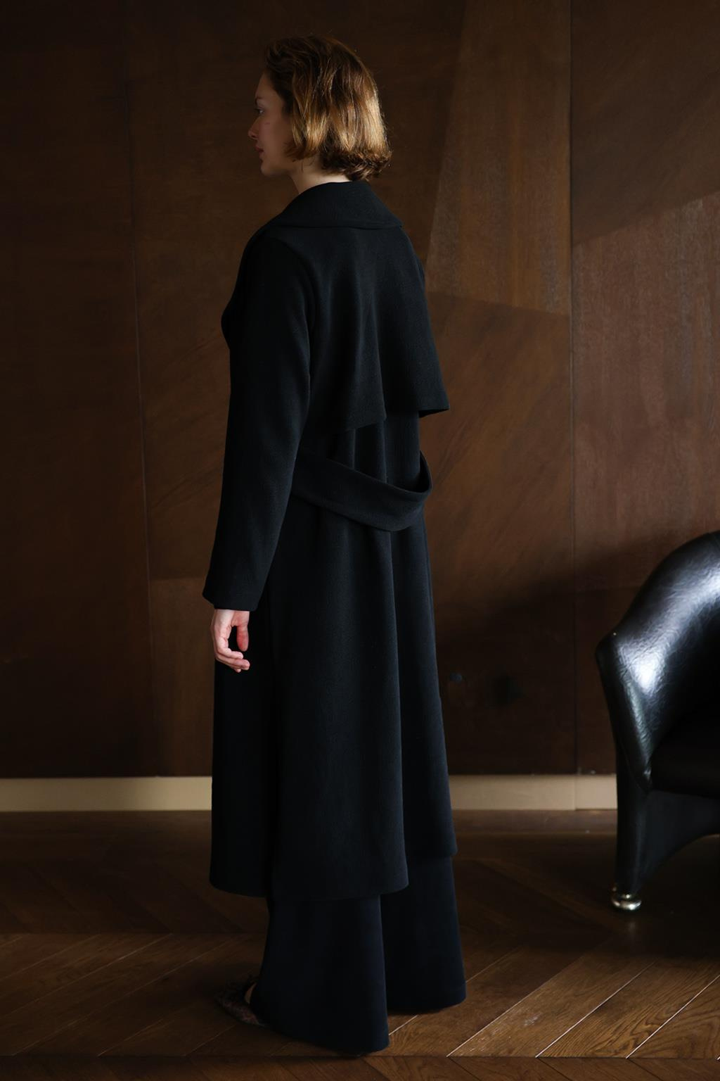 TRİKO FİTİLLİ KADİFE ARKAS KEMERLİ KABAN1	 	 	 	 	 	 	 	 	 	