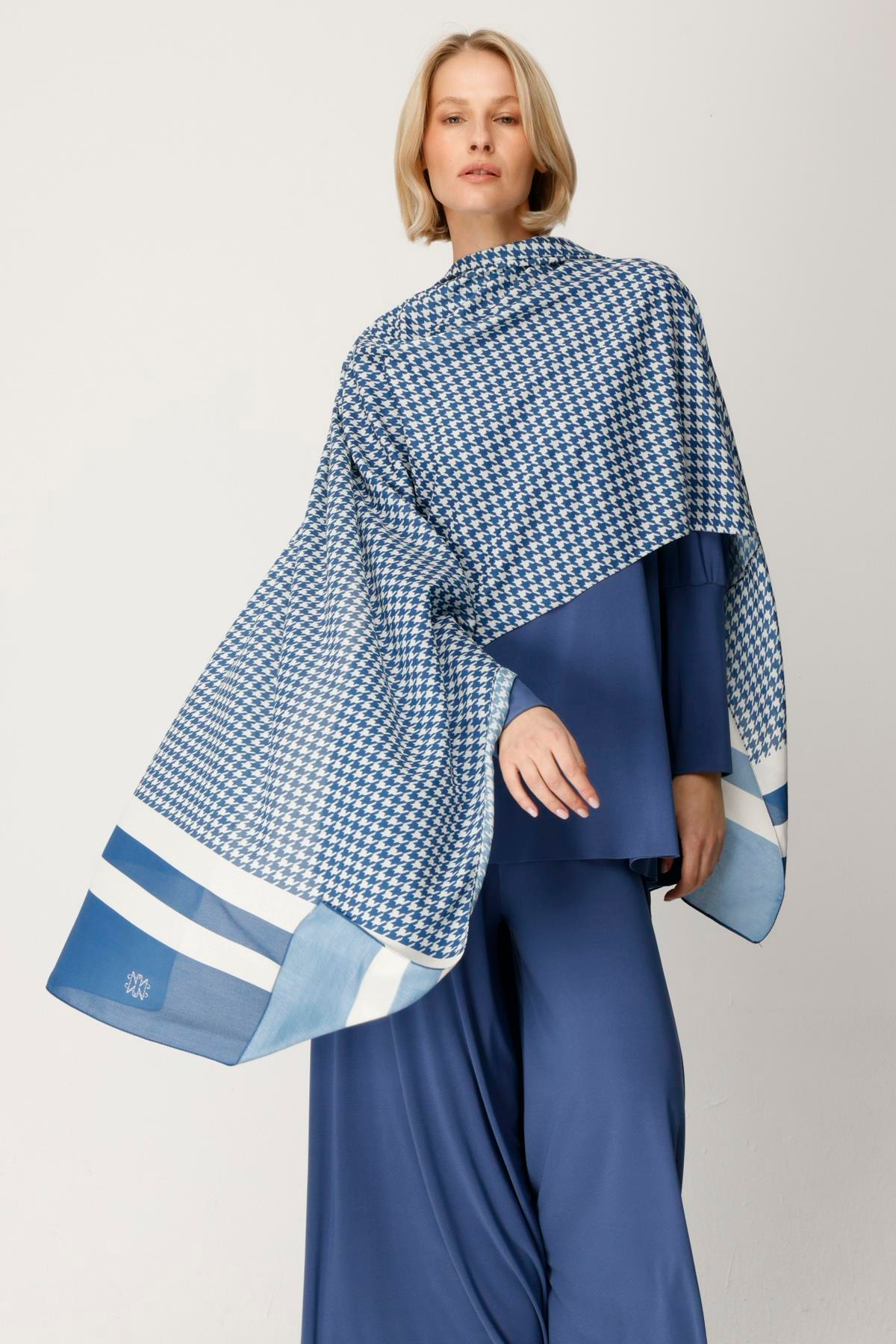 DÜZ KOTON KAZ AYAGI DESEN ŞAL