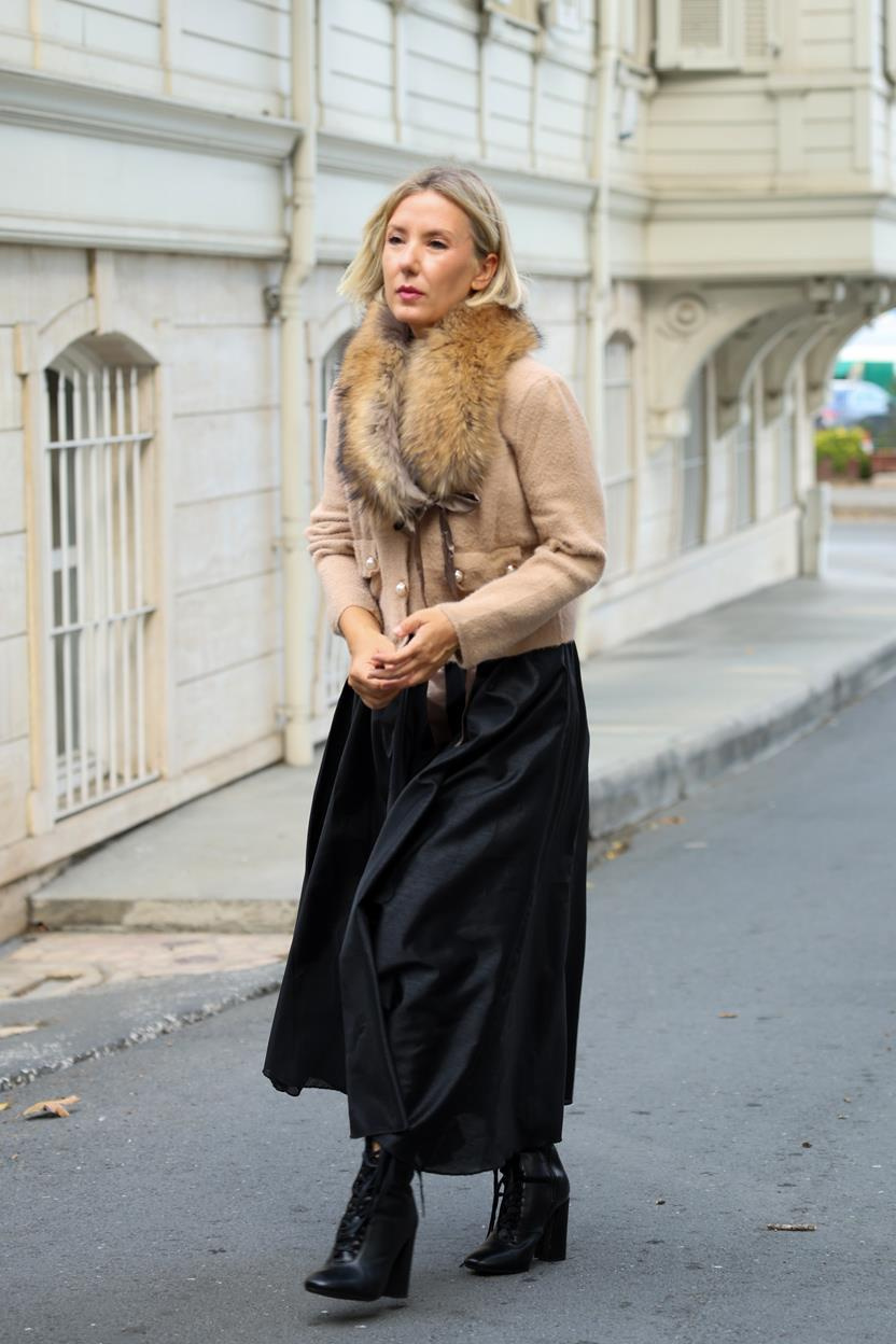 TRİKO 242029 ANGORA İKİ CEPLİ KISA HIRKA