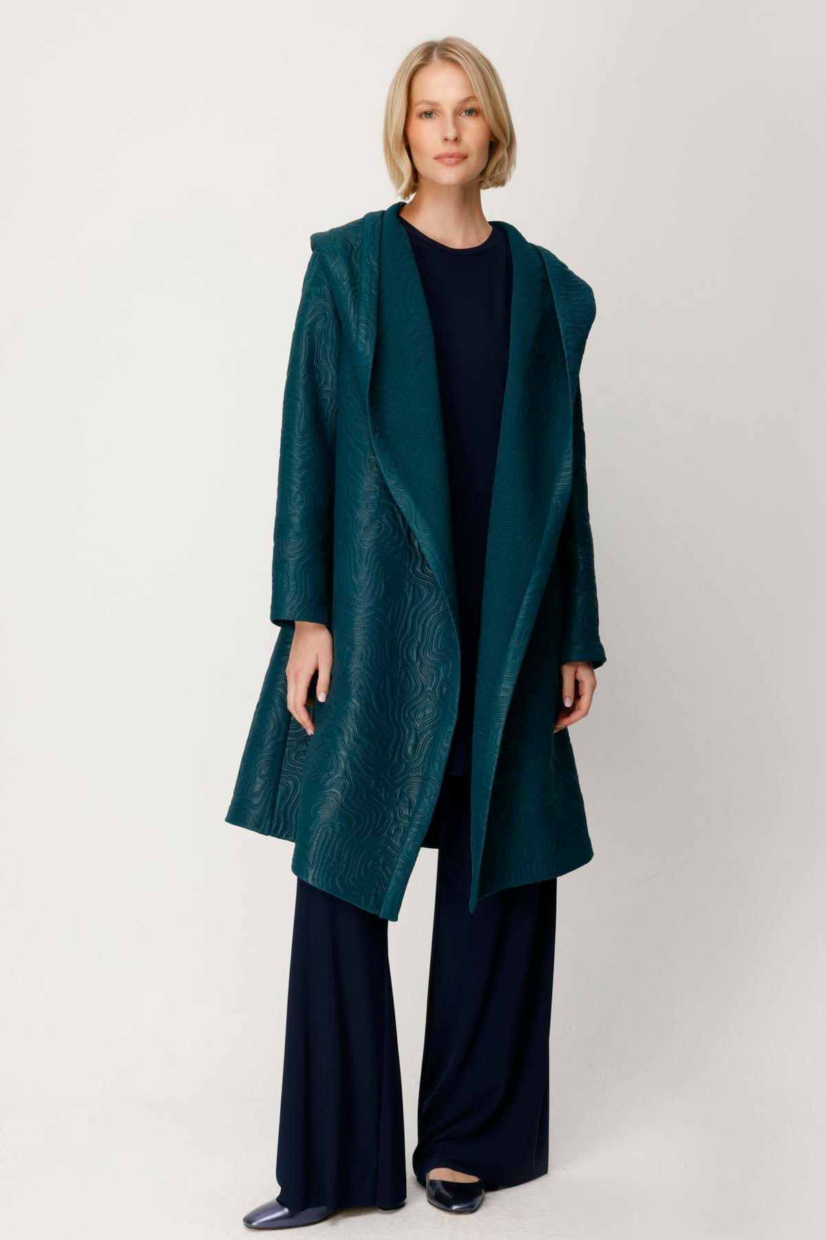 JAKAR DALGALI DESEN KAPŞONLU KAP